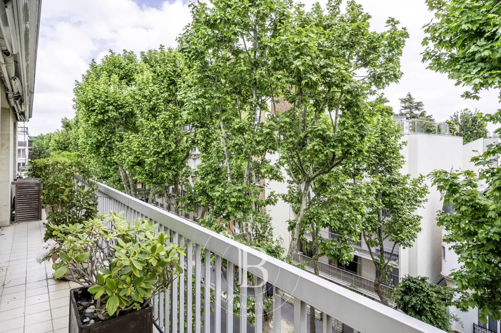 Daire Neuilly-sur-Seine - picture 12 title=