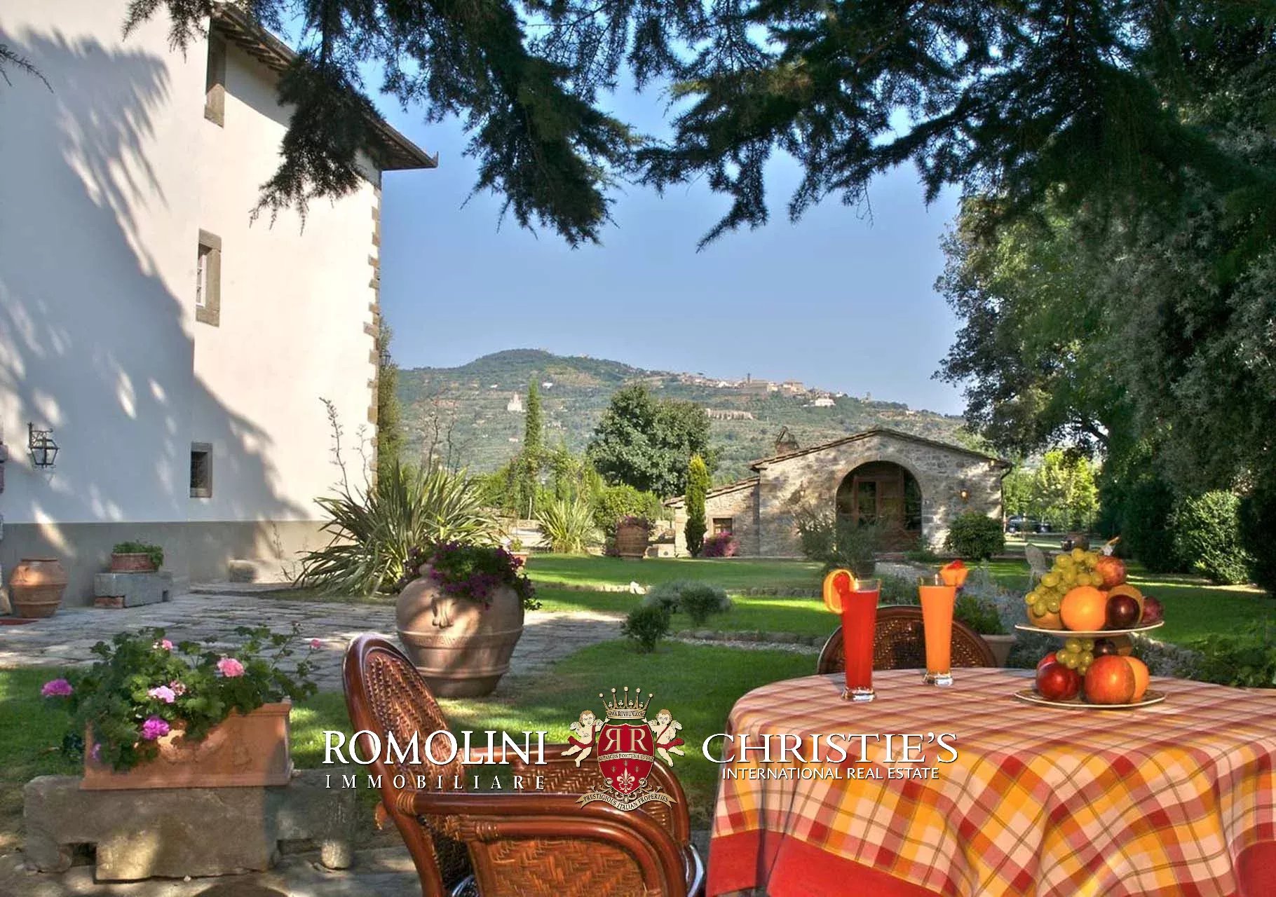15 Bedroom Villa/Townhouse's Image 25