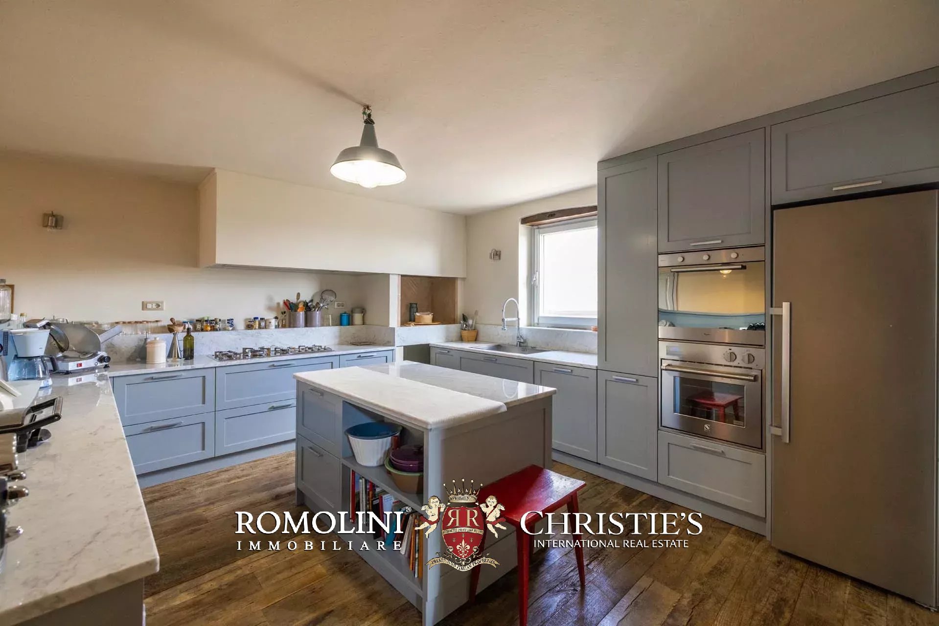 5 Bedroom Villa/Townhouse's Image 17