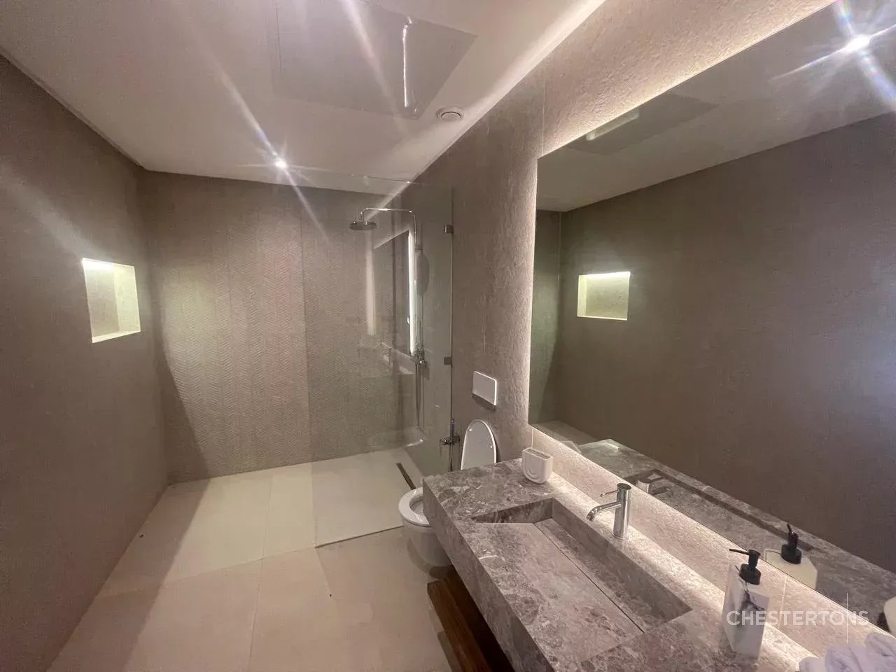  Image of Villa - 5 Bedrooms - 5 Bathrooms for Sale in Marrakech-Ménara-Marrakech-Morocco, Image 53
