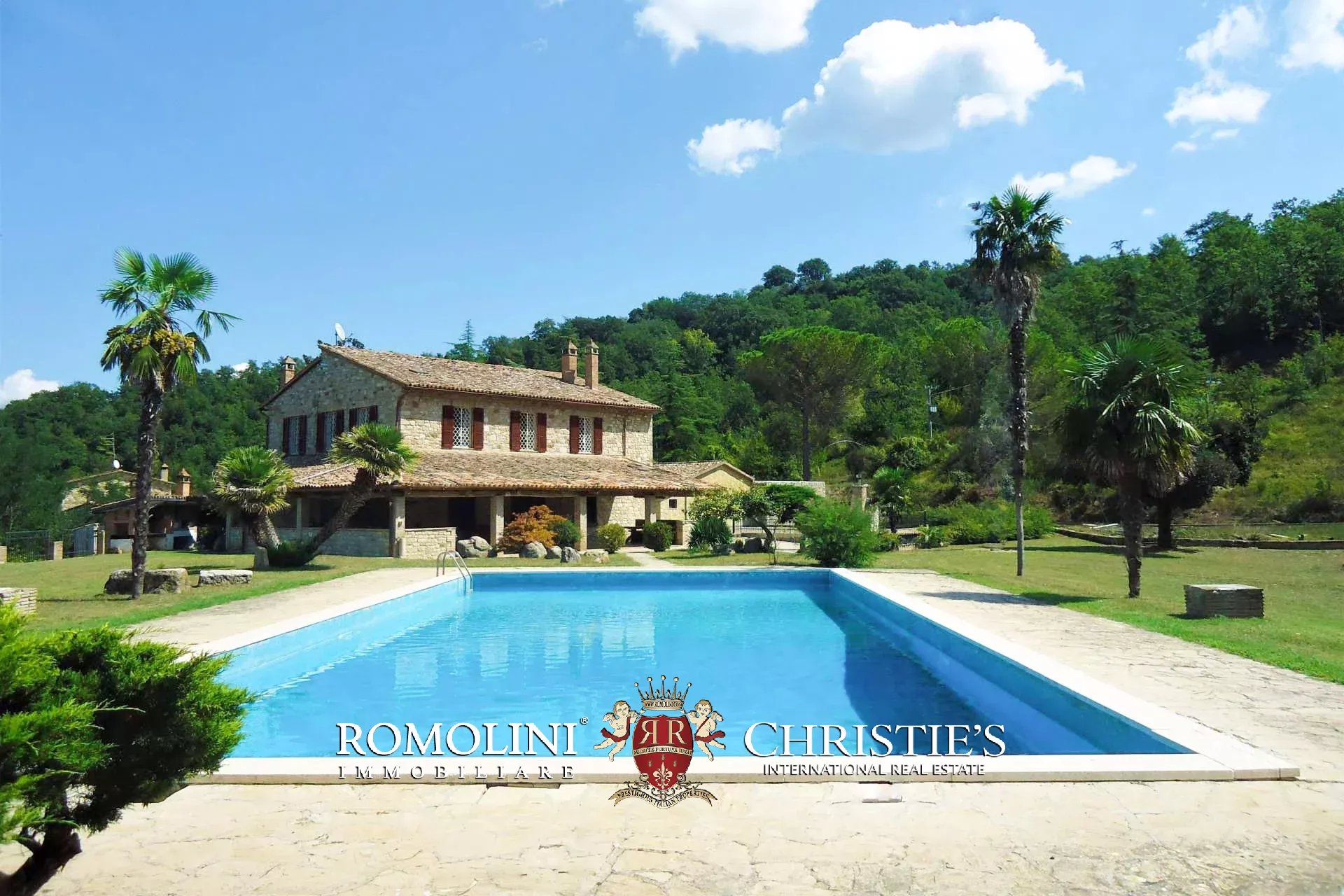 UMBRIAN COUNTRY ESTATE FOR SALE NEAR TODI