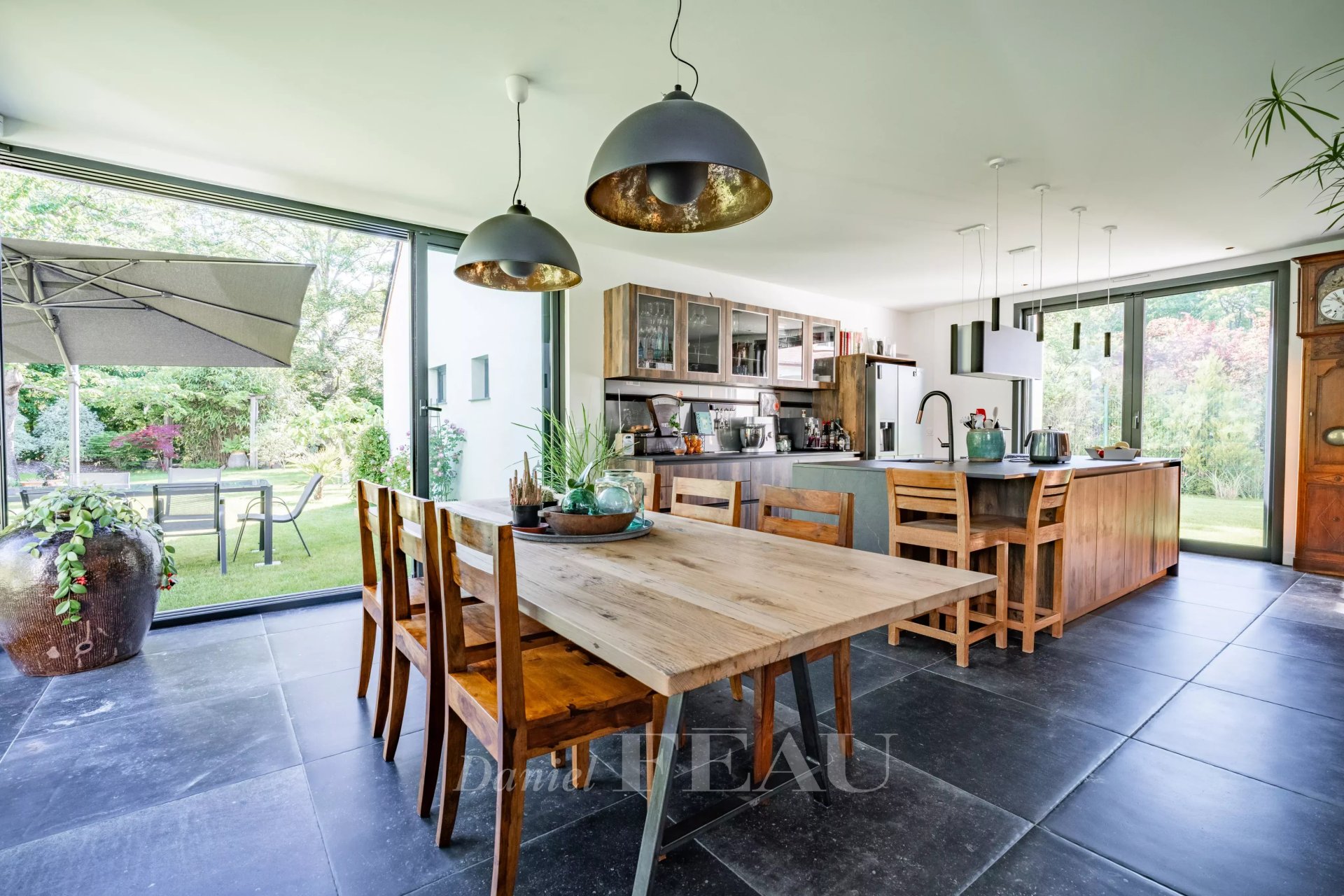 4 Bedroom Villa/Townhouse's Image 4