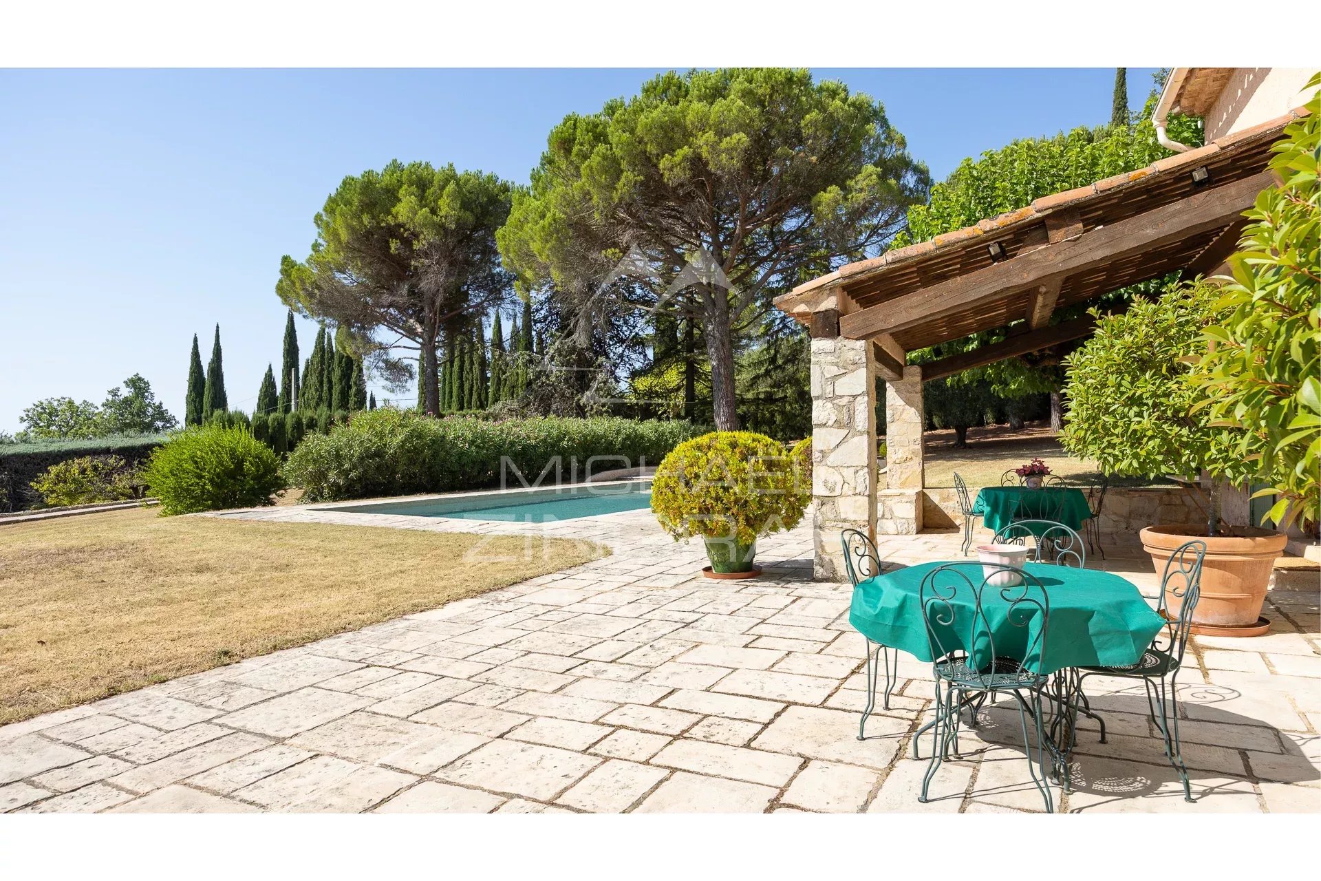 3 Bedroom Villa/Townhouse's Image 5