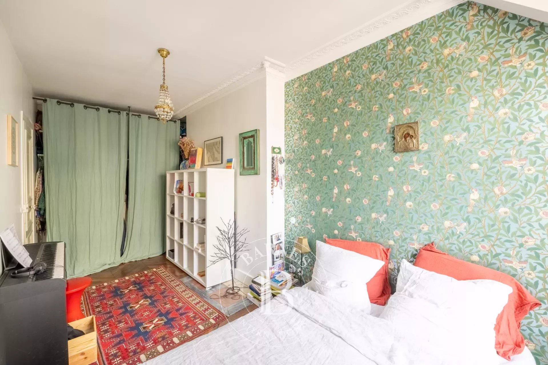 Daire Paris 4ème - picture 13