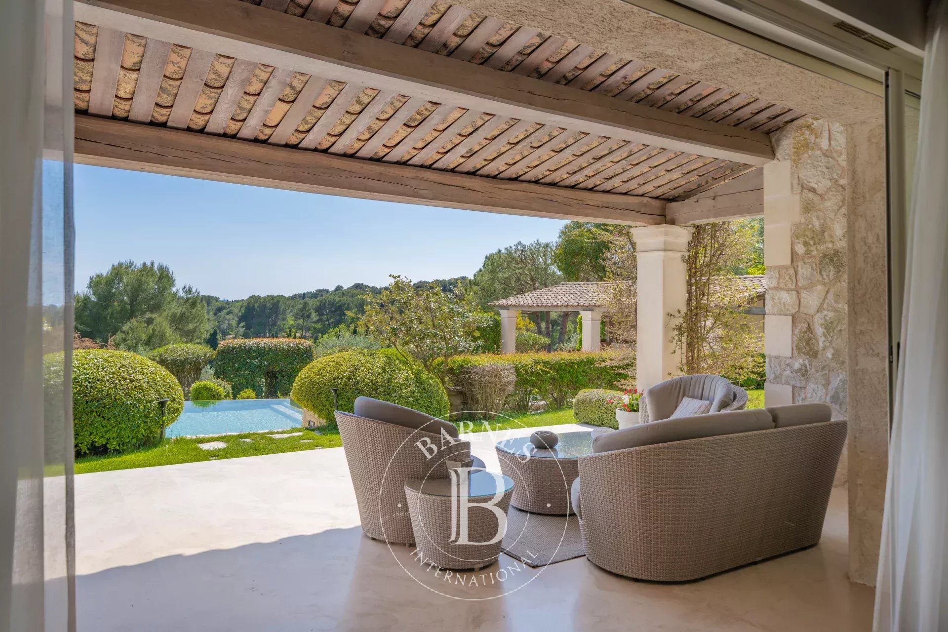 Mouans-Sartoux Castellaras, charming property with panoramic views - picture 14