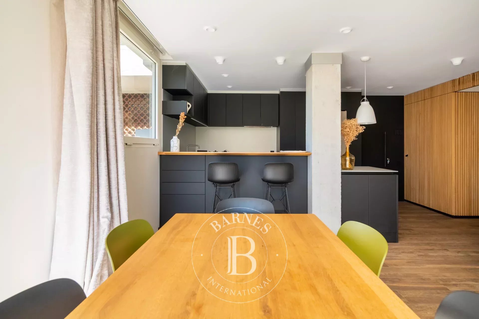 Daire Cassis - picture 6