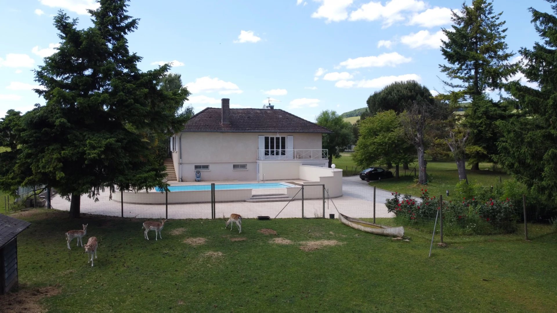 Propriété avec parc et dépendances proche Beaune