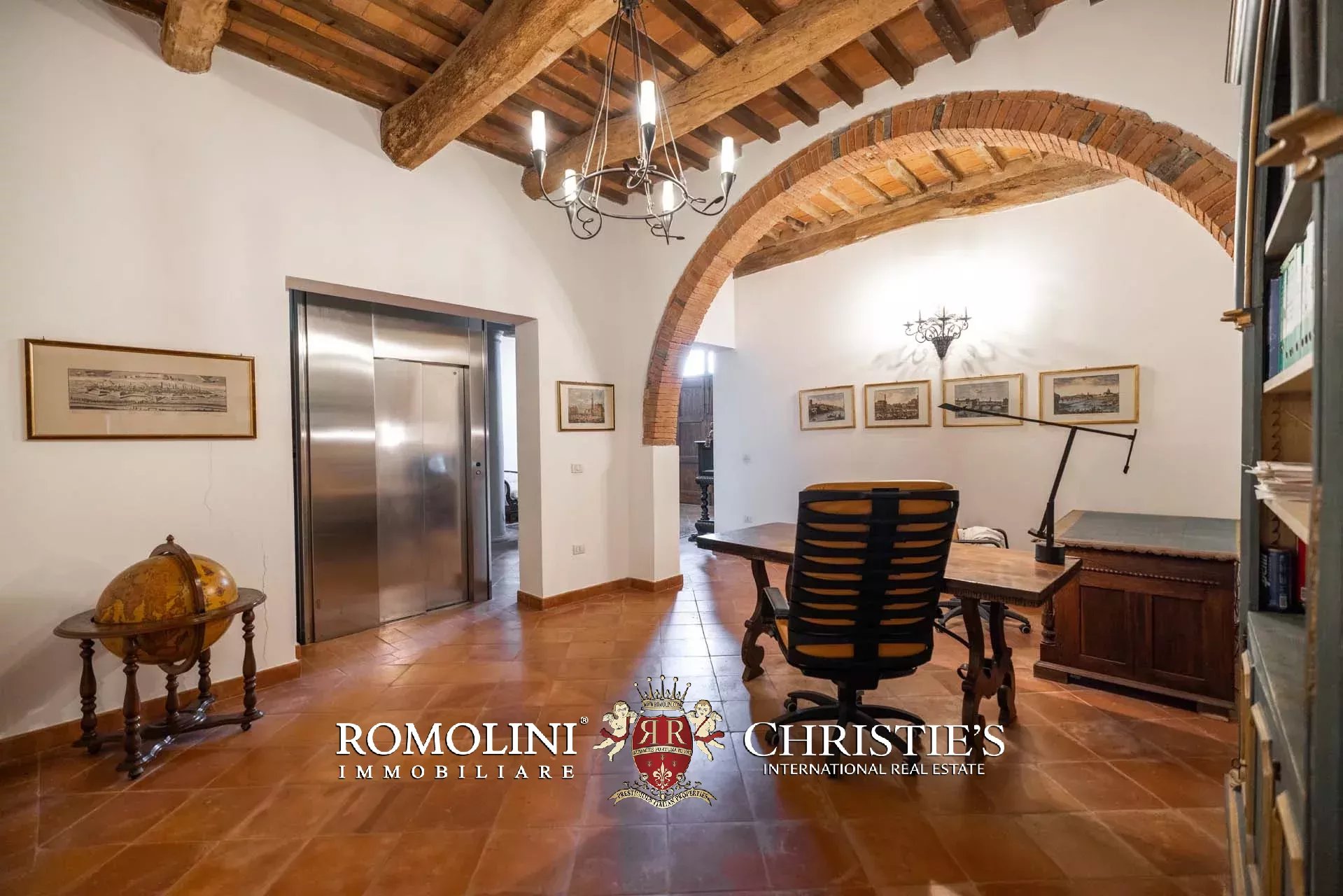 37 Bedroom Villa/Townhouse's Image 160