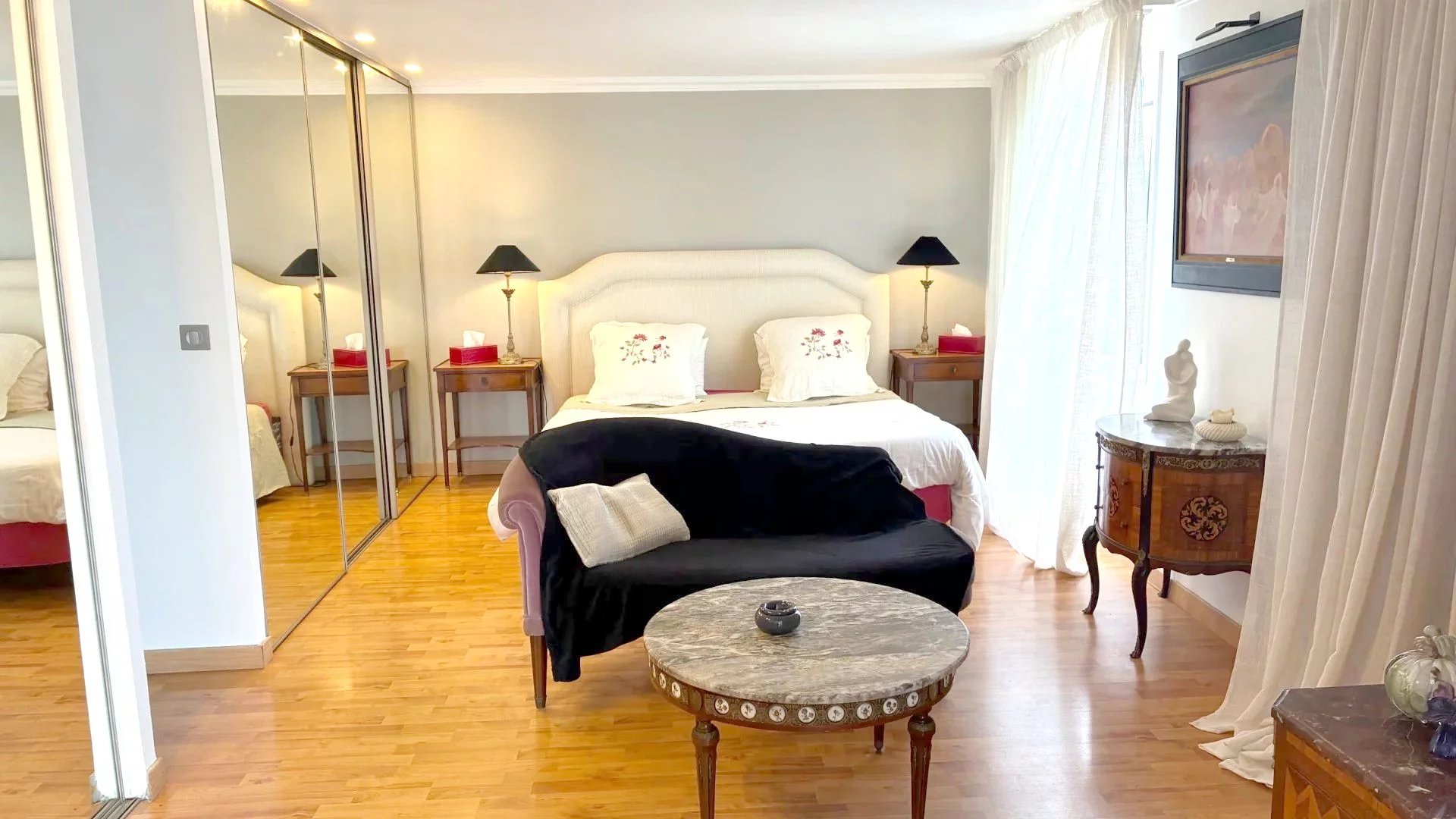 Appartement lumineux avec vue sur la mer
