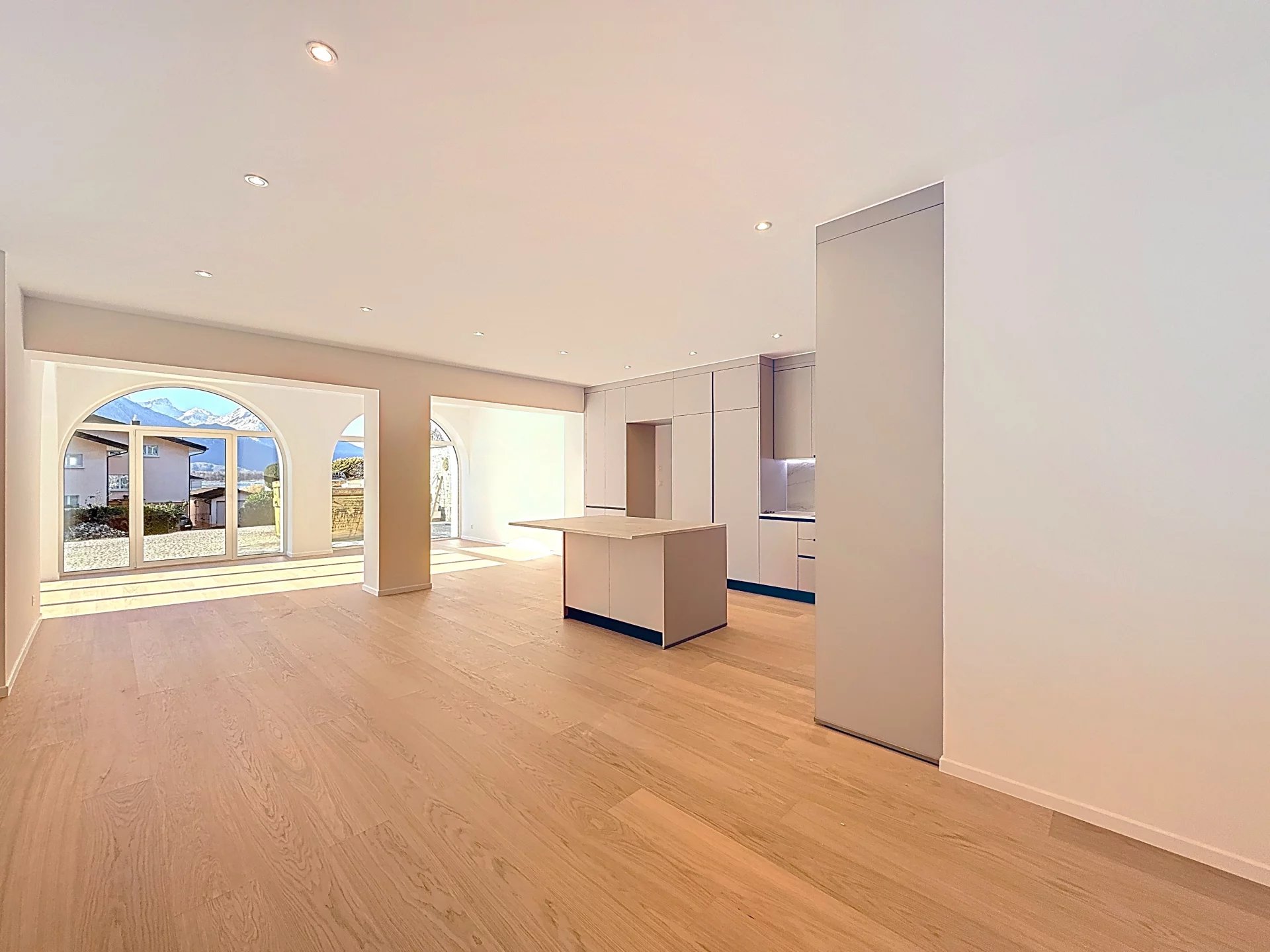 Cachet, calme et vue sur le Lac !