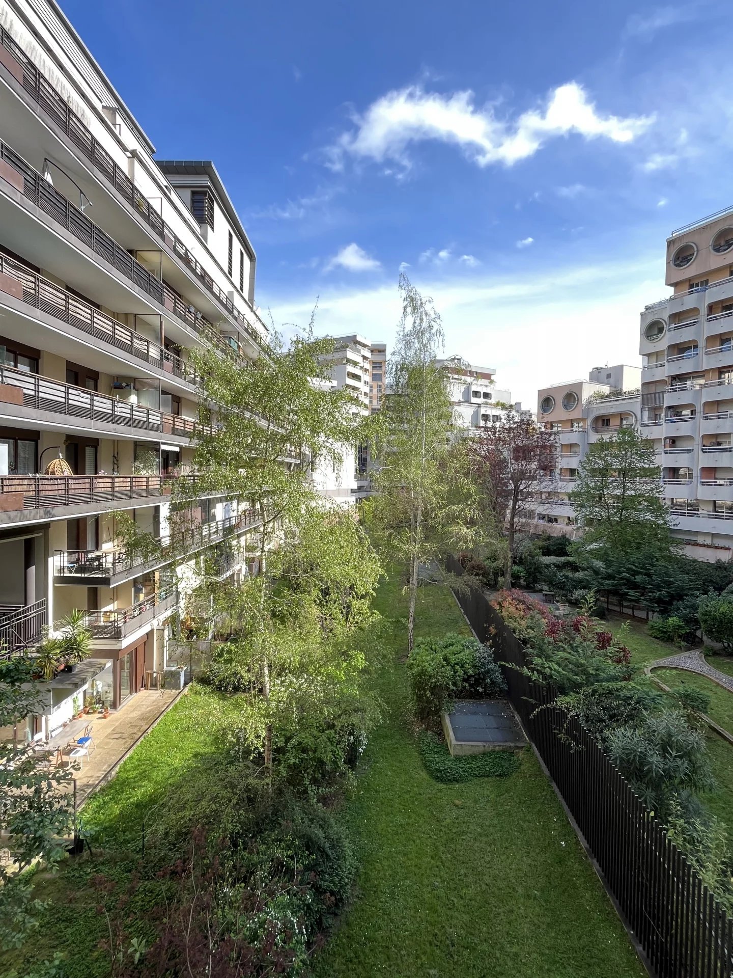 APPARTEMENT T5 - disponible - Rue Cambrai, Paris 19e