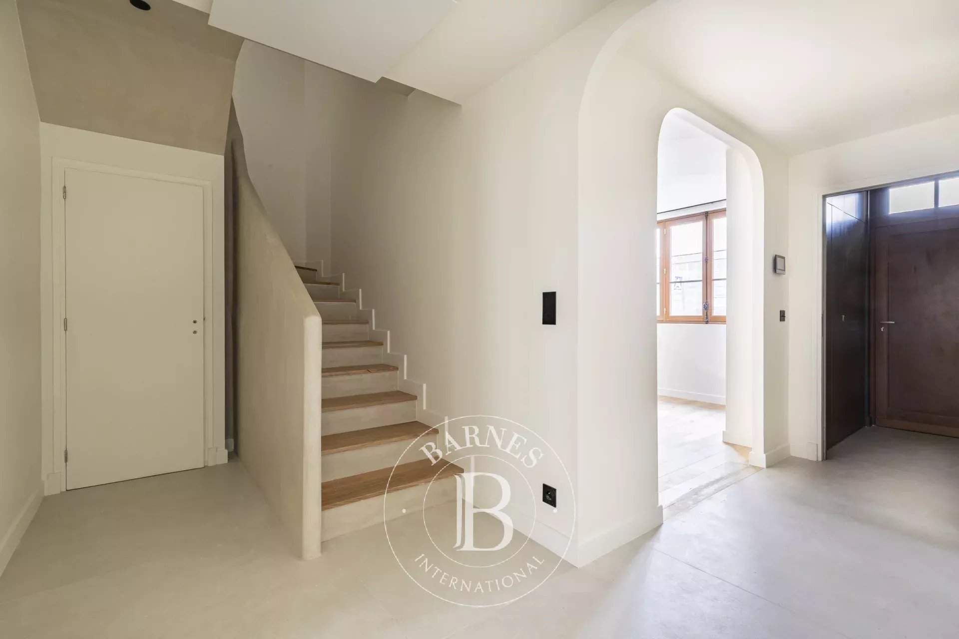 Paris  - House 4 Bedrooms - picture 16