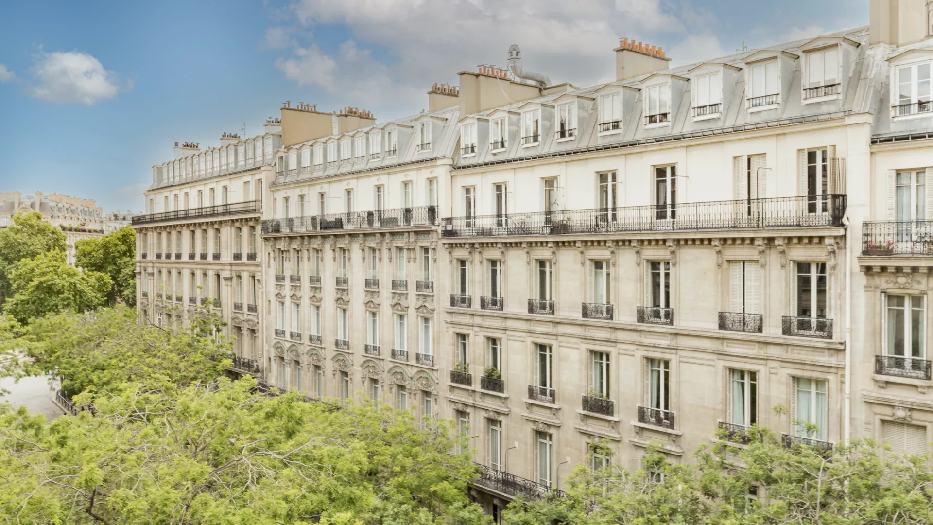 Paris 16e - VICTOR HUGO