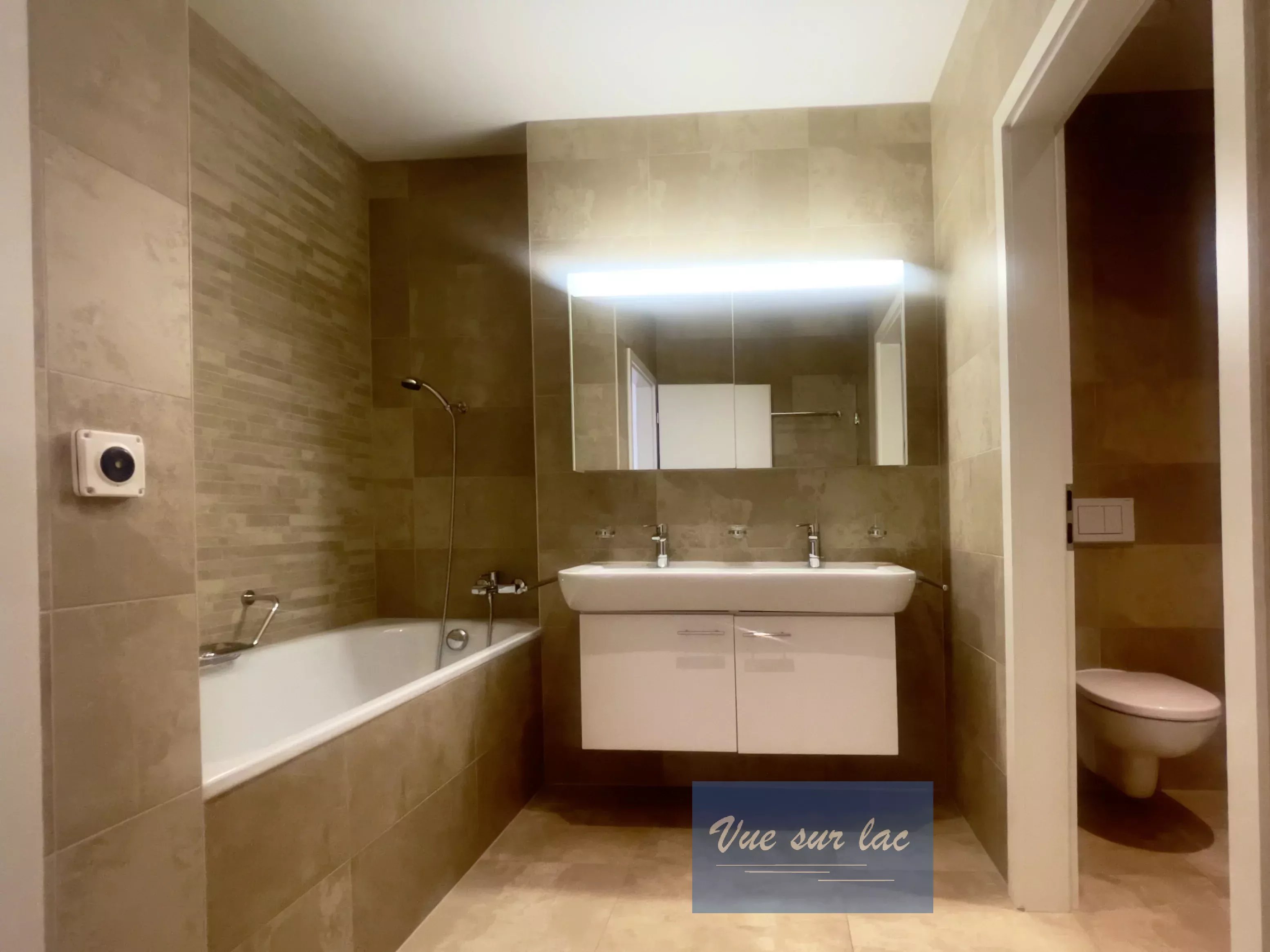 Bright modern apartment