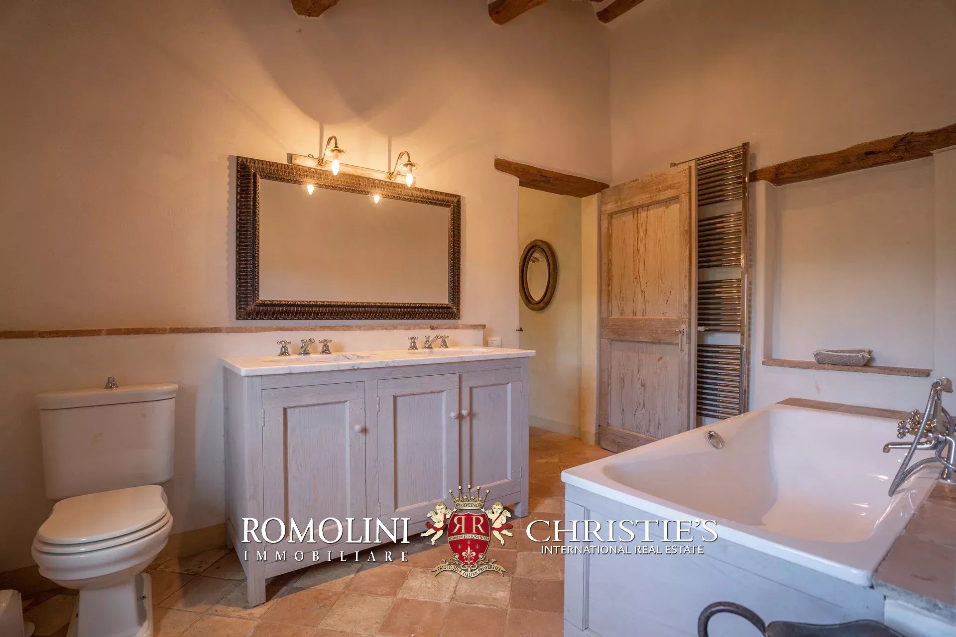 5 Bedroom Villa/Townhouse's Image 64