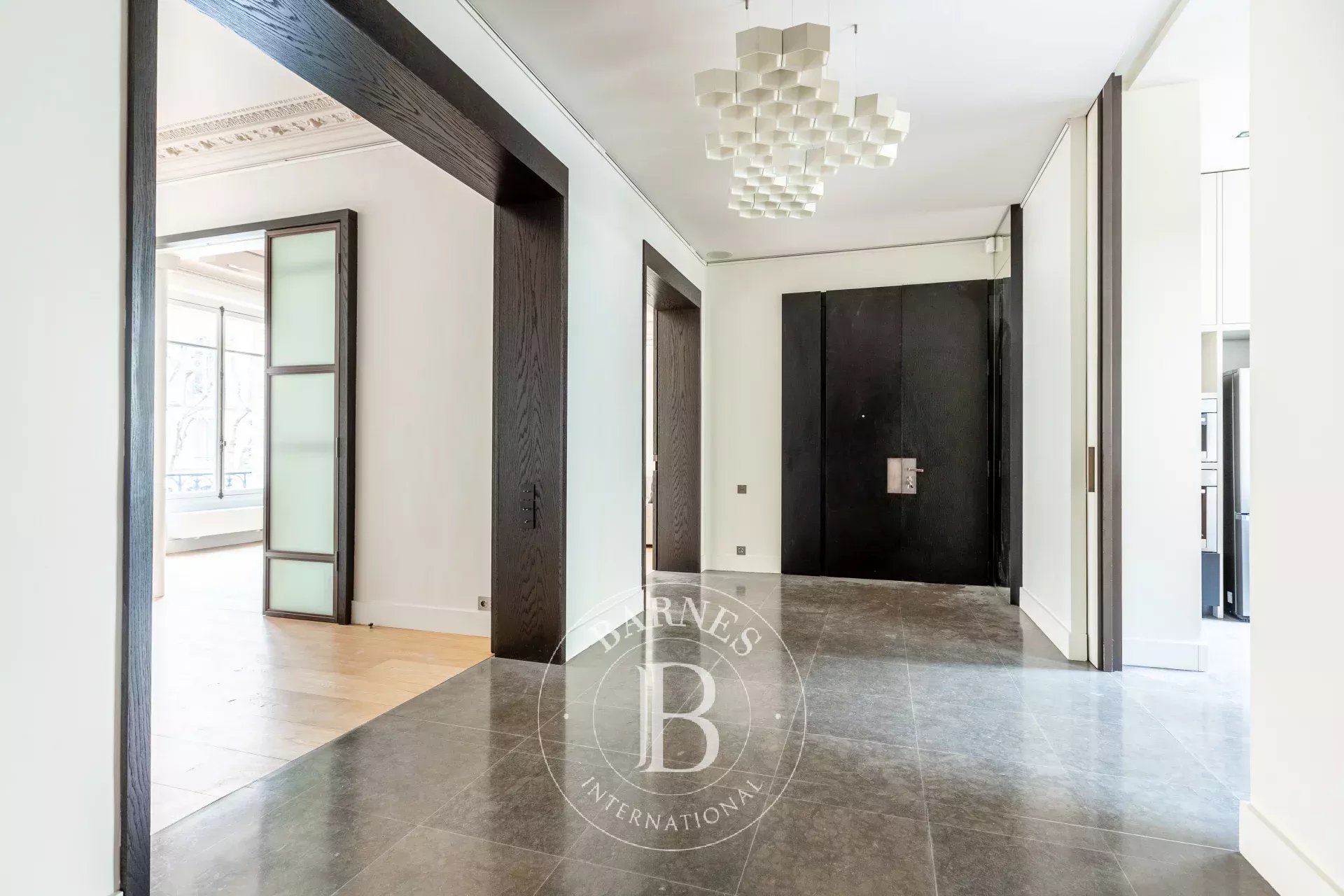 Appartement Paris 75008  -  ref 86650024 (picture 2)
