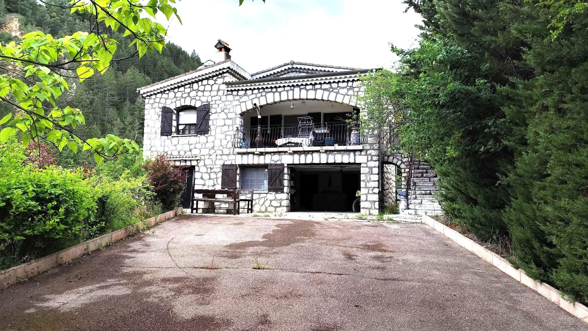 Maison 115 m² - Piscine - Terrain 1968 m²