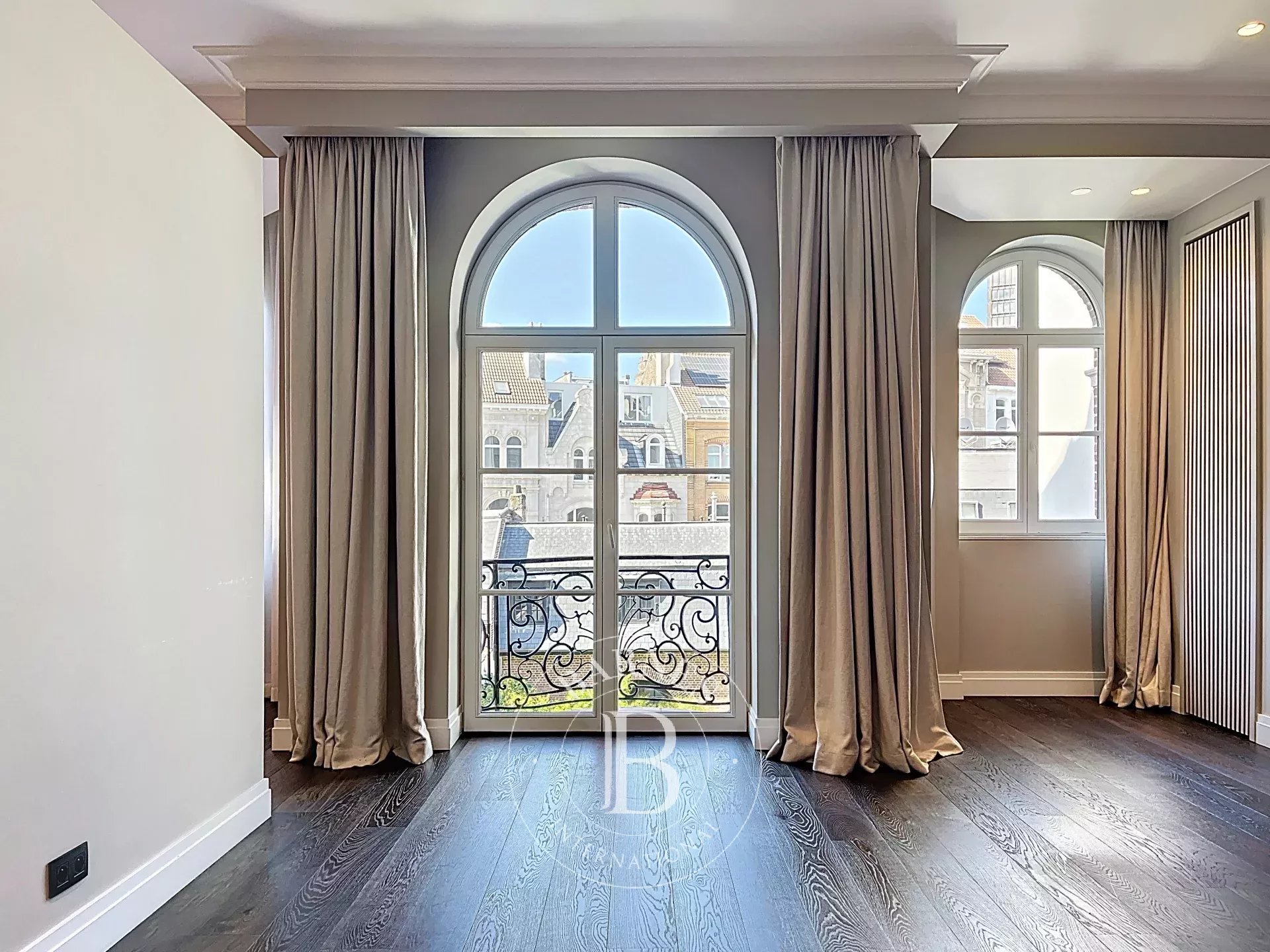 Square du Bois – Maison de Maître de Style Beaux-Arts