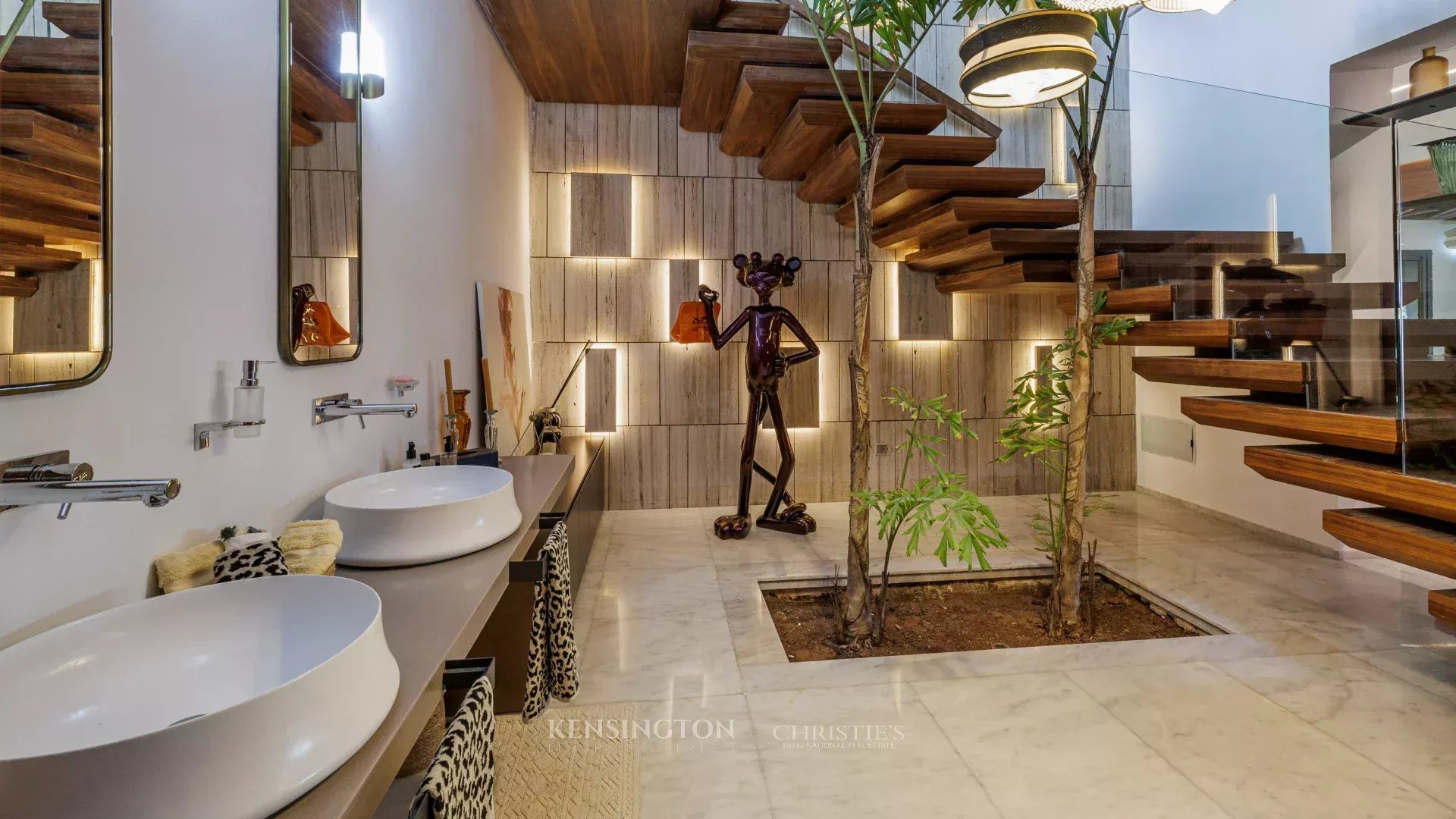 5 Bedroom Villa/Townhouse's Image 41