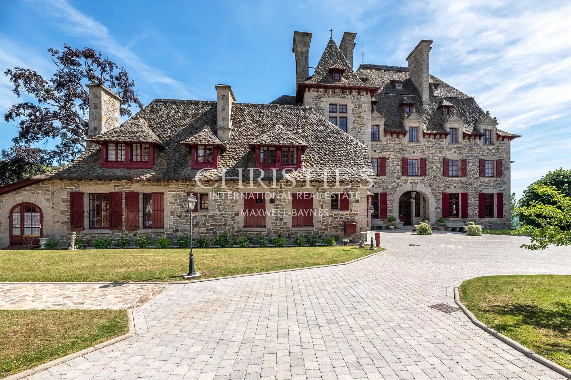 38 Bedroom Chateau's Image 6