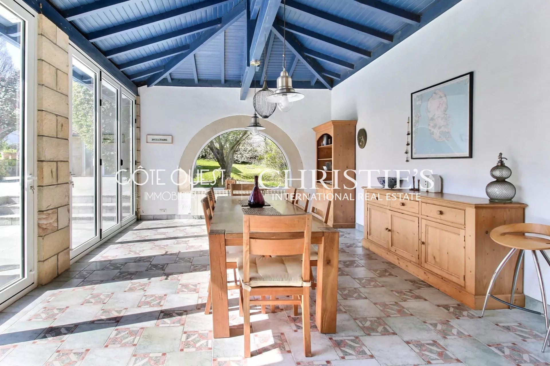 4 Bedroom Villa/Townhouse's Image 5