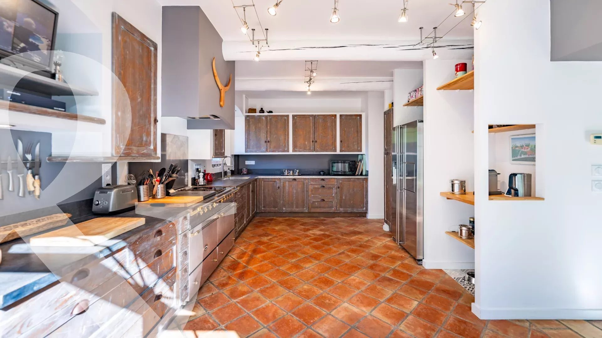 BELLE PROPRIETE EN CAMPAGNE