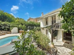 Renovated 1940s Luxury Villa in Cannes with Private Pool & Garden — photo 1 of 7