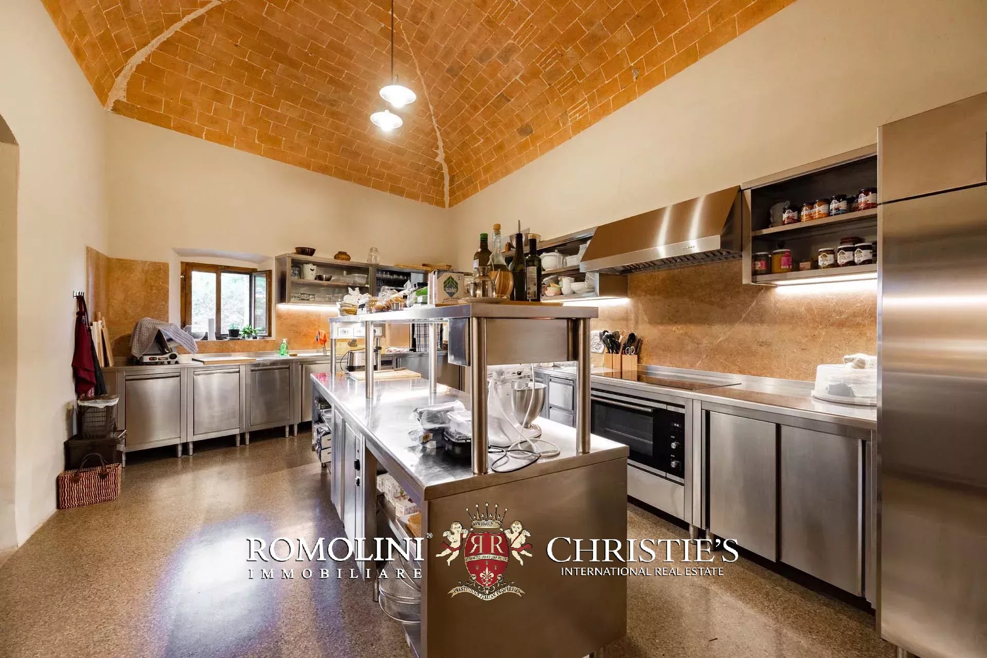 16 Bedroom Villa/Townhouse's Image 57