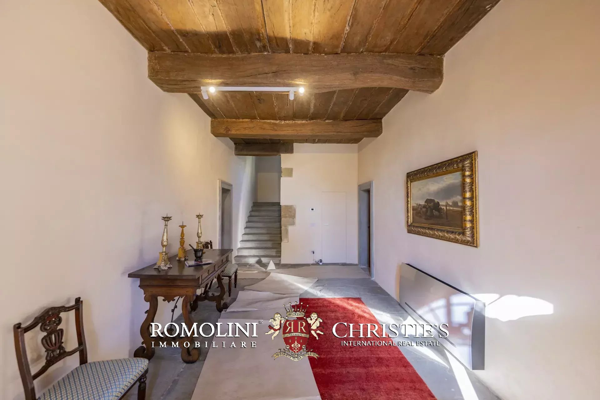 7 Bedroom Villa/Townhouse's Image 52