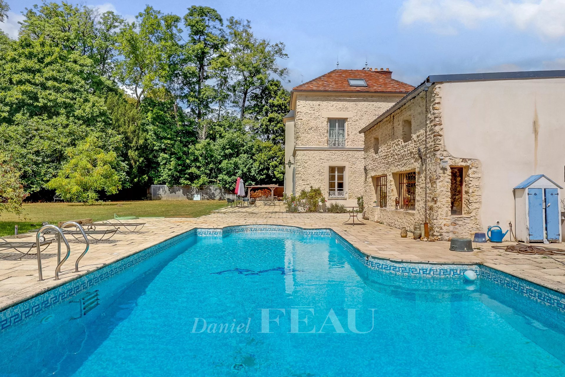 6 Bedroom Villa/Townhouse's Image 6