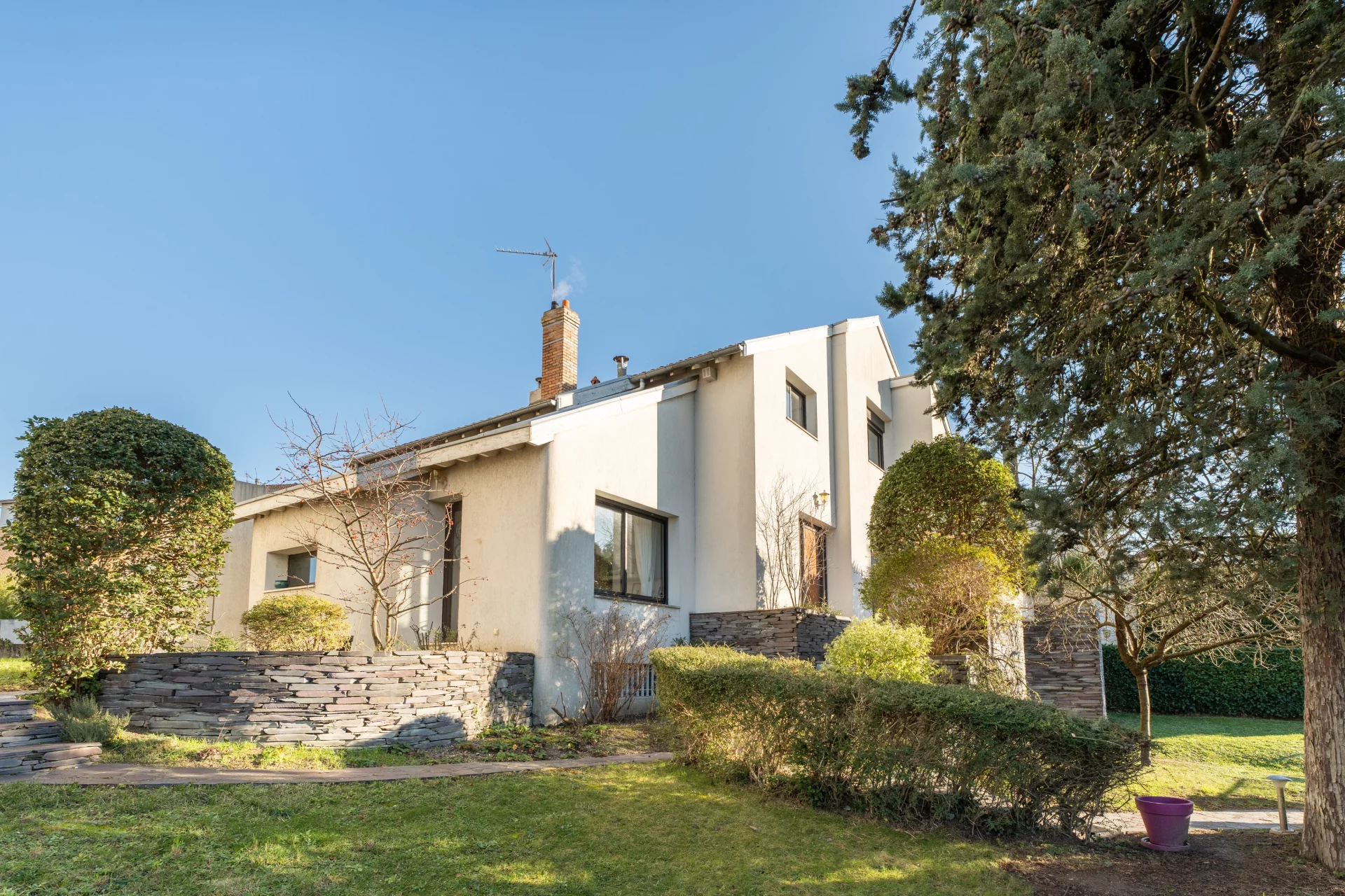 Rueil-Malmaison - NEAR DOWNTOWN