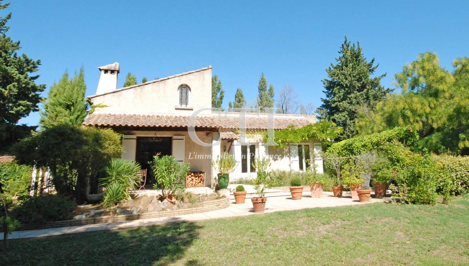 Agence immobilière de 