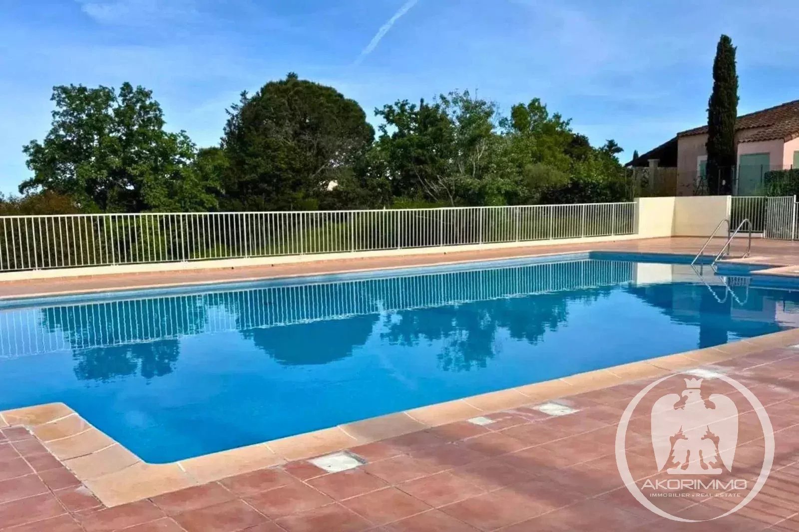 <span class='fw-semibold text-nowrap'>Maison</span>  - <span class='text-nowrap'>3 pièces</span>  - <span class='text-nowrap'>49.07 m²</span> - <span class='text-nowrap'> <span