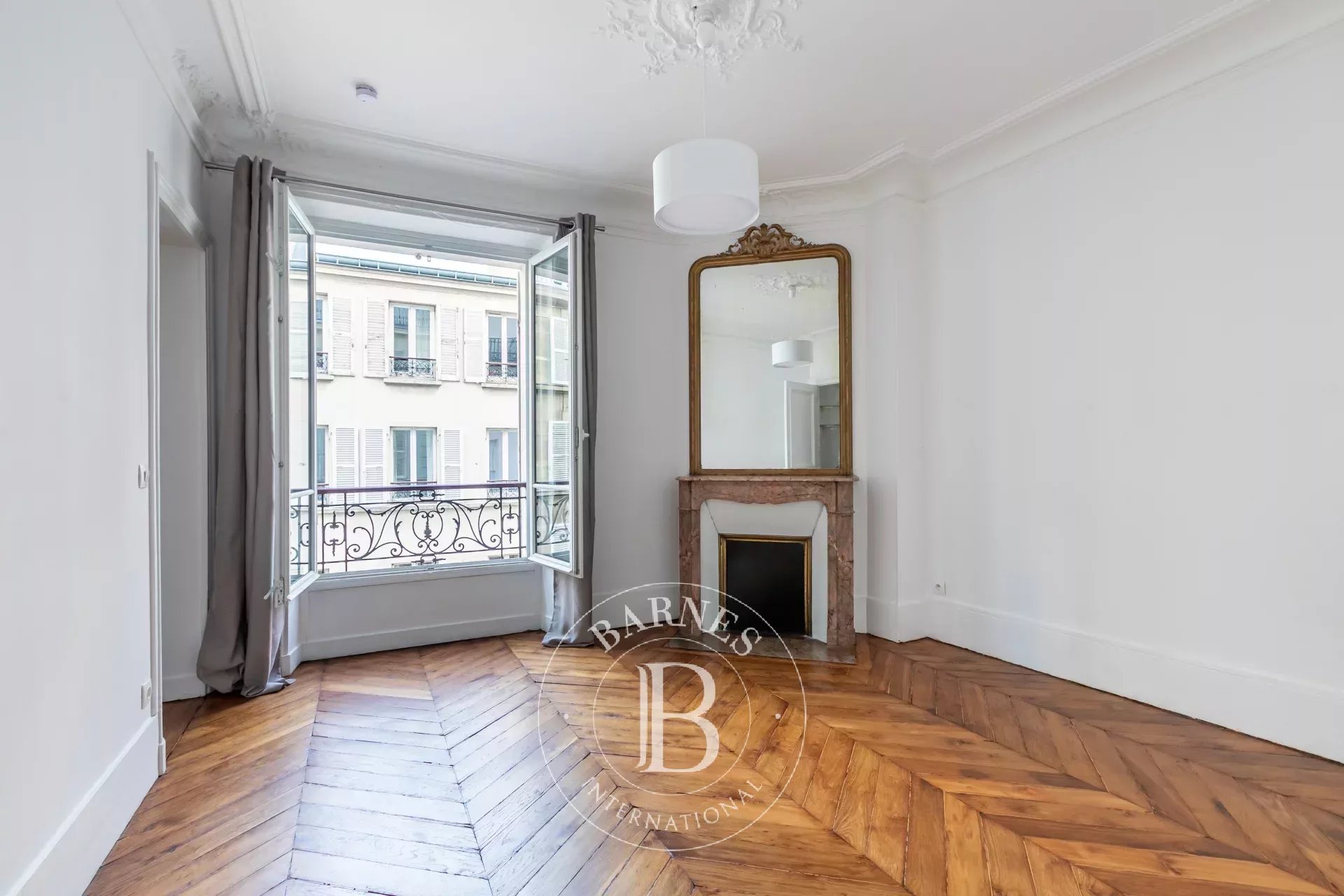 Daire Paris 17ème - picture 7