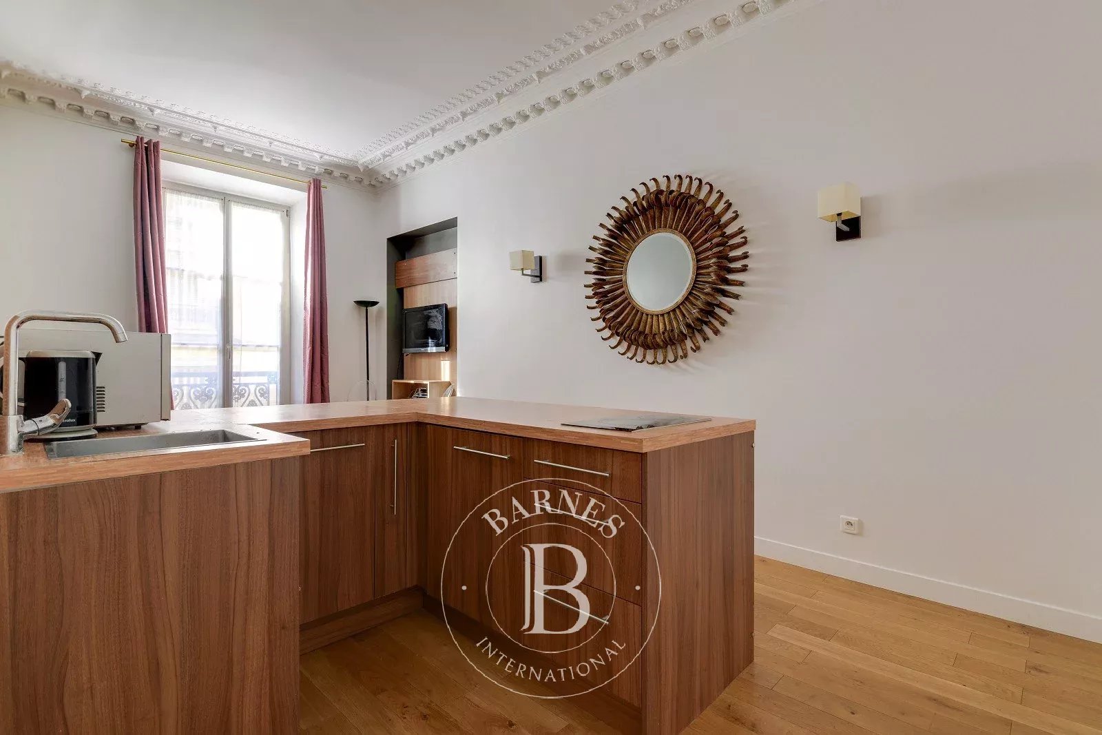 Daire Paris 8ème - picture 8