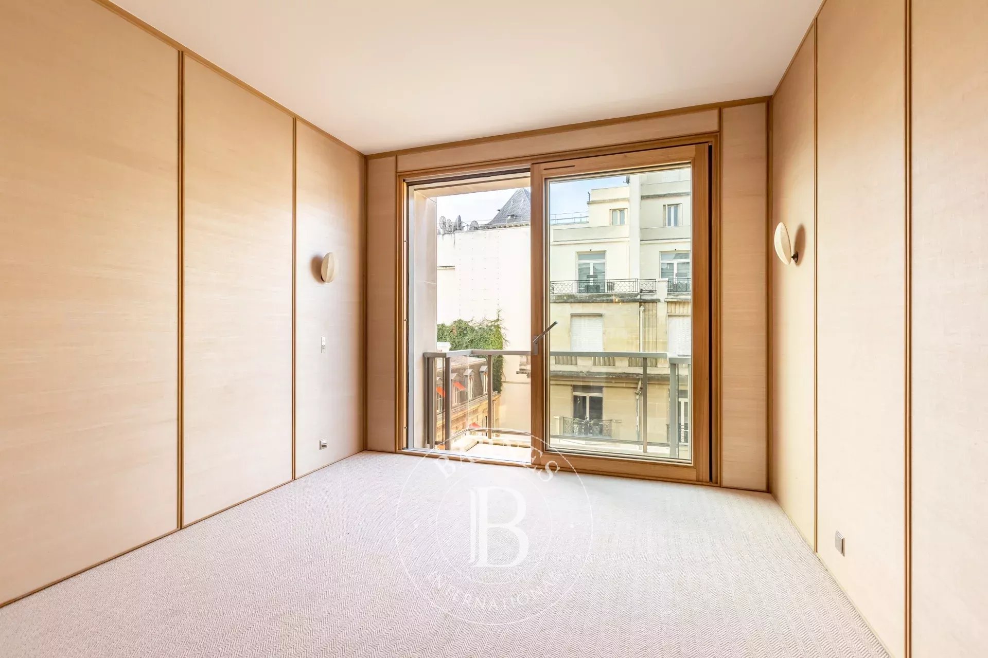 Daire Paris 8ème - picture 15