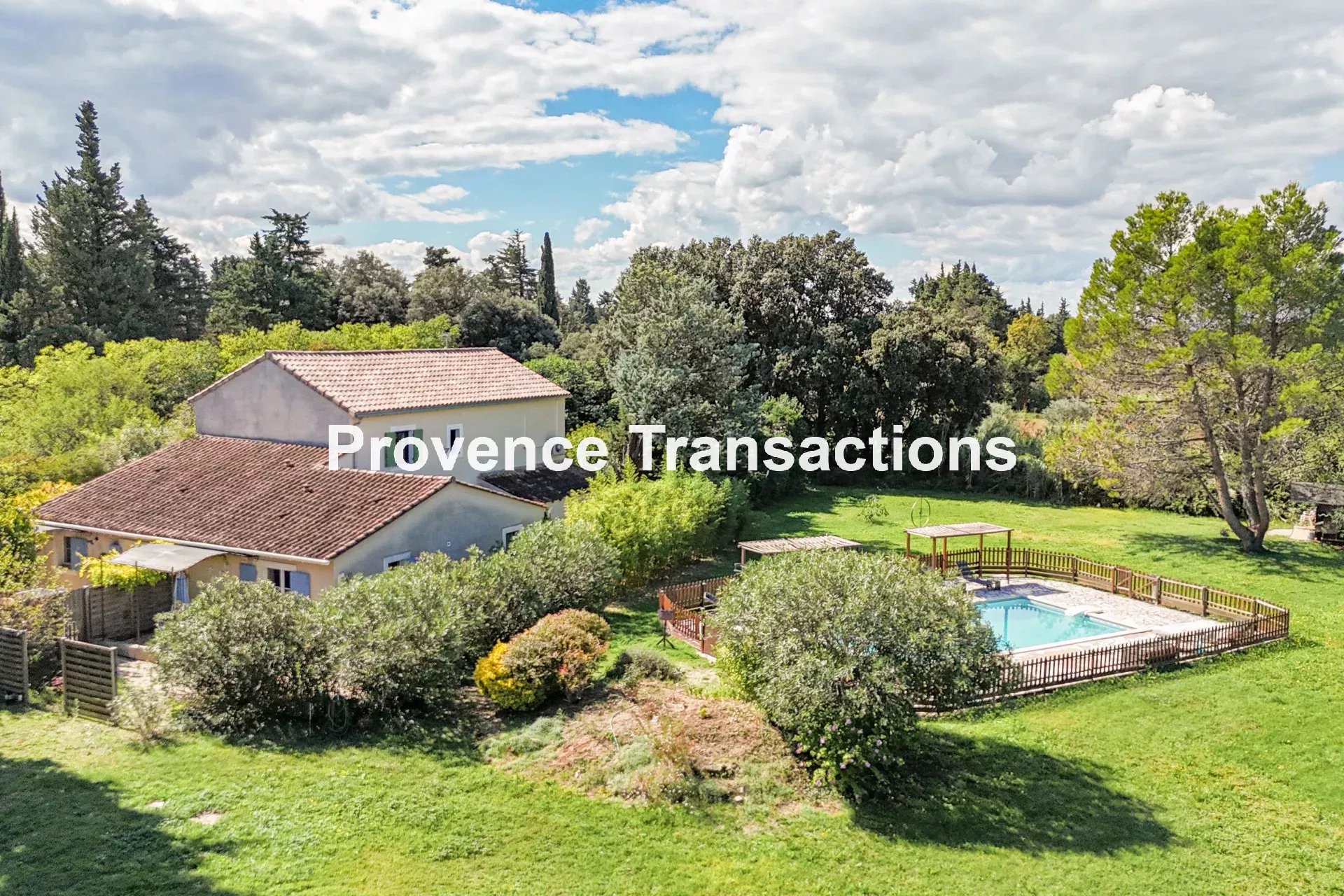 Sale Mas Loriol-du-Comtat