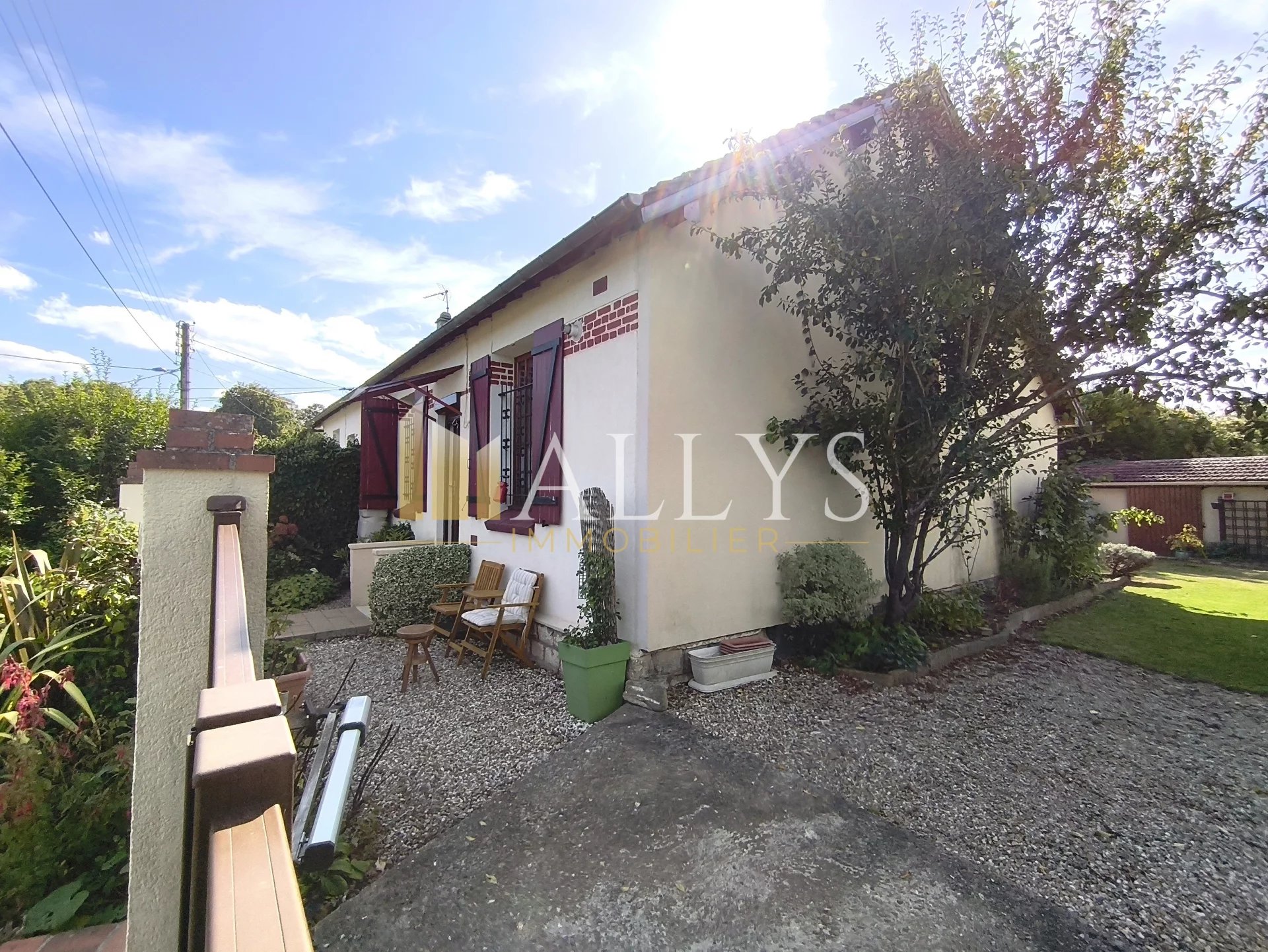 Charmante Maison Ancienne avec dépendances- Gisors