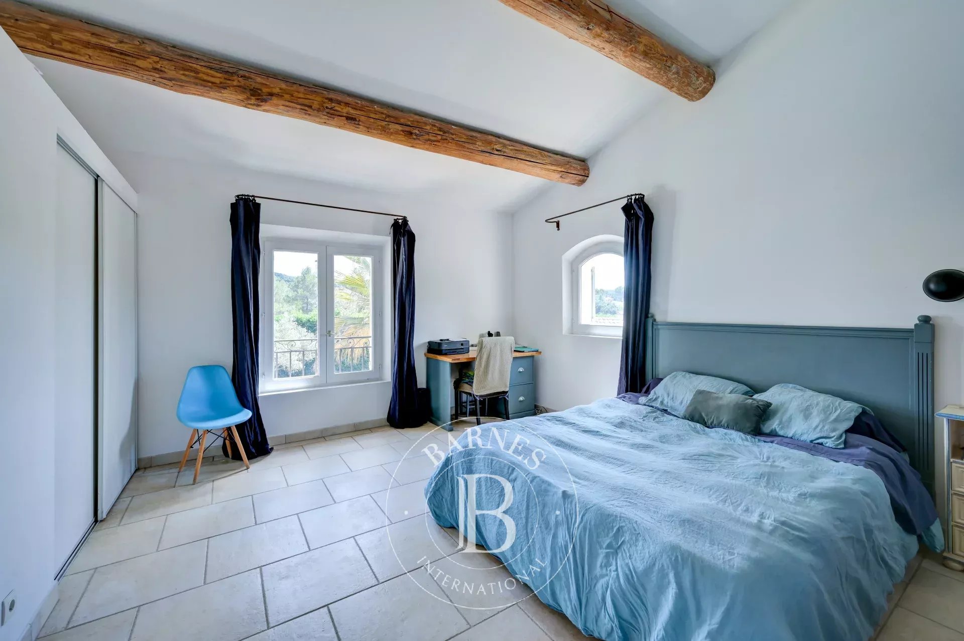 NORTH AIX EN PROVENCE-2400 SQFT HOUSE-4 BEDROOMSSWIMMING POOL - picture 14