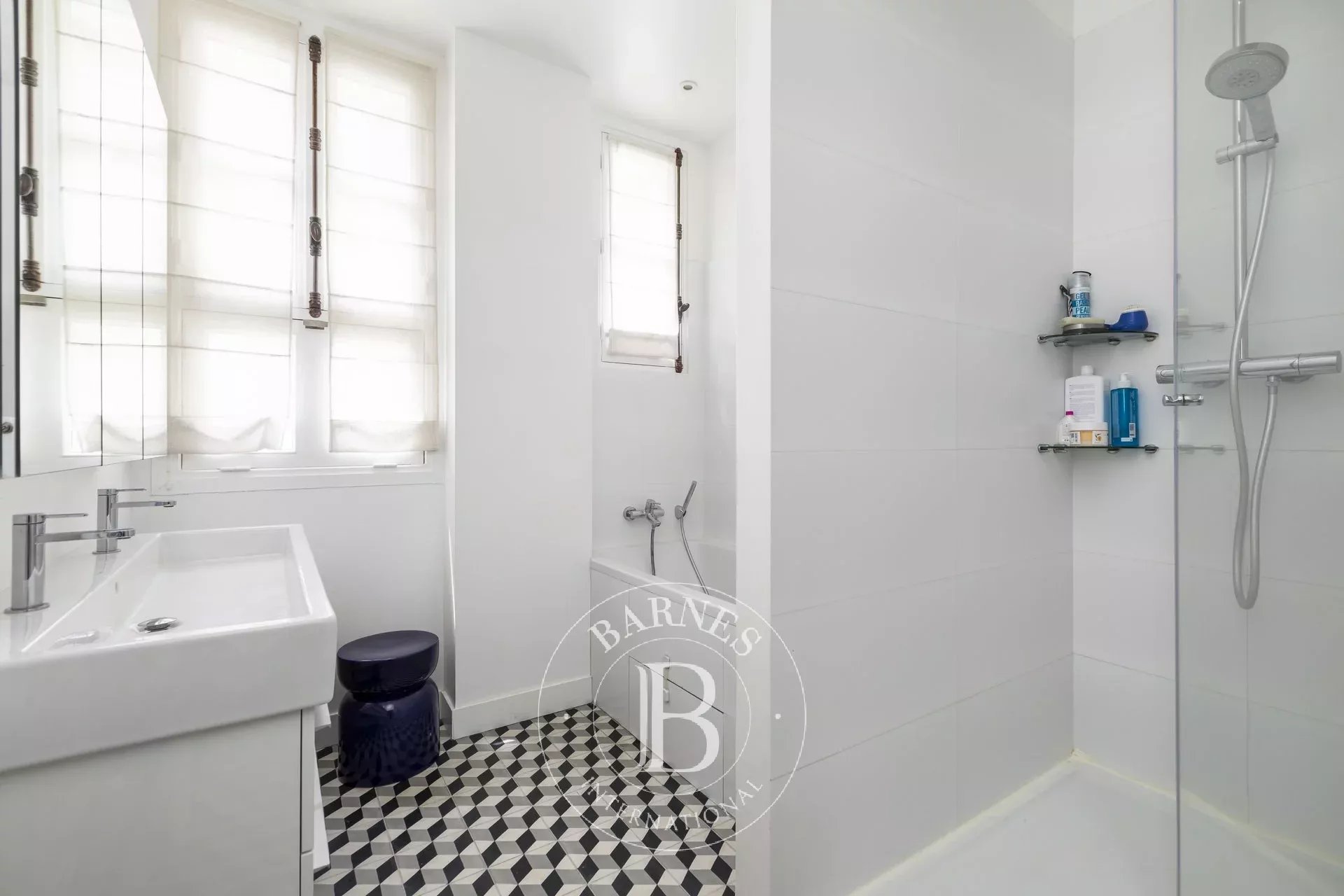 Daire Paris 3ème - picture 11