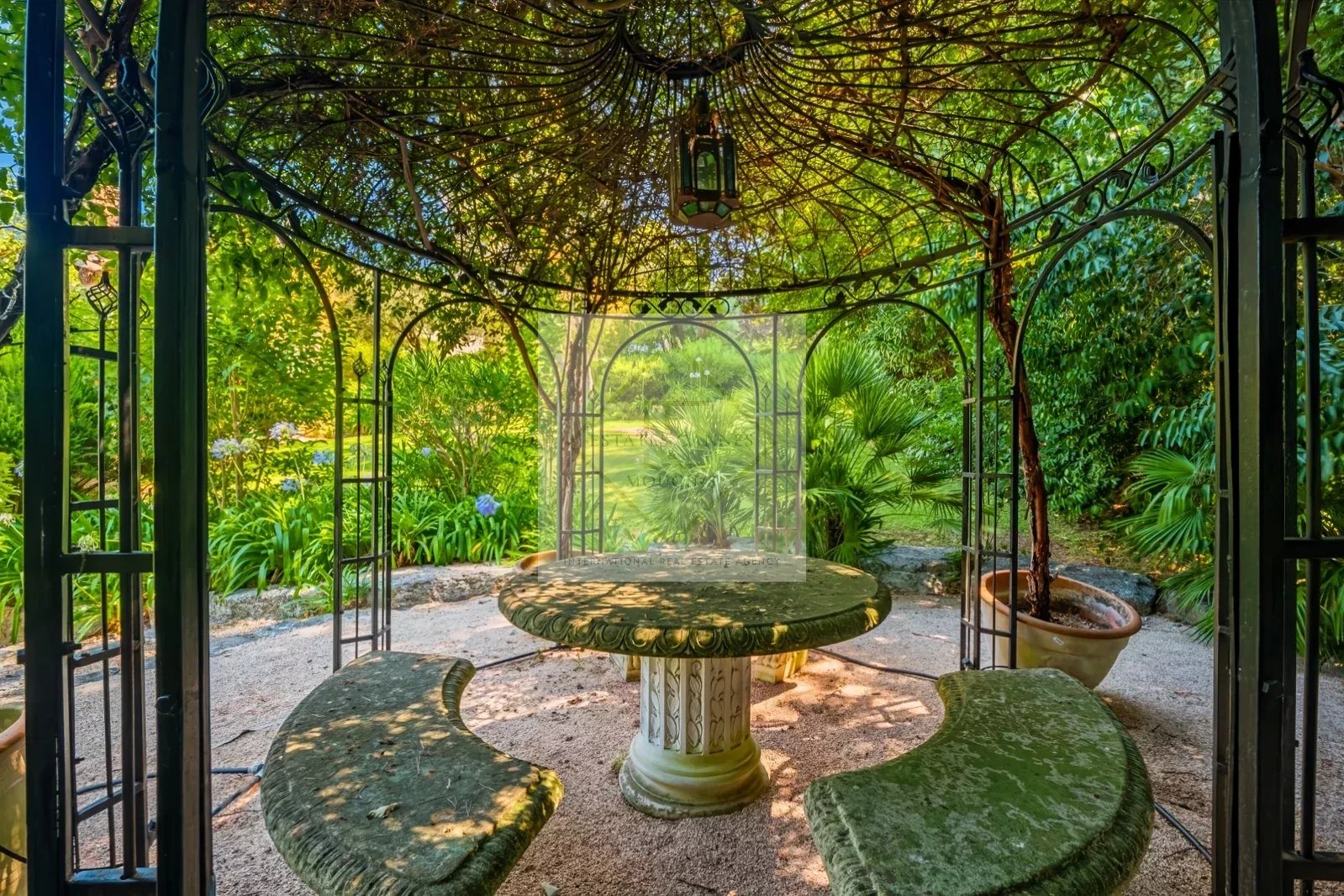 Superbe villa neuve de style provençal – Vue panoramique & intimité absolue — photo 7