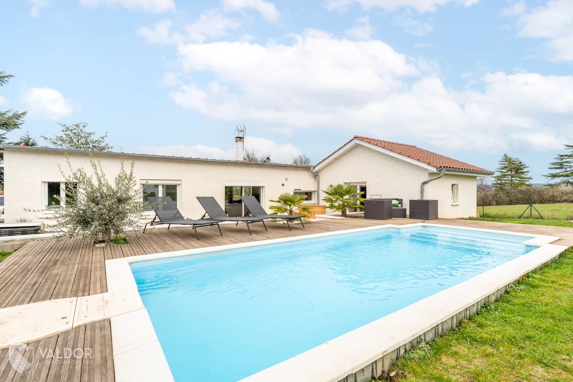 Maison de plain pied sur une parcelle de 1440 m²