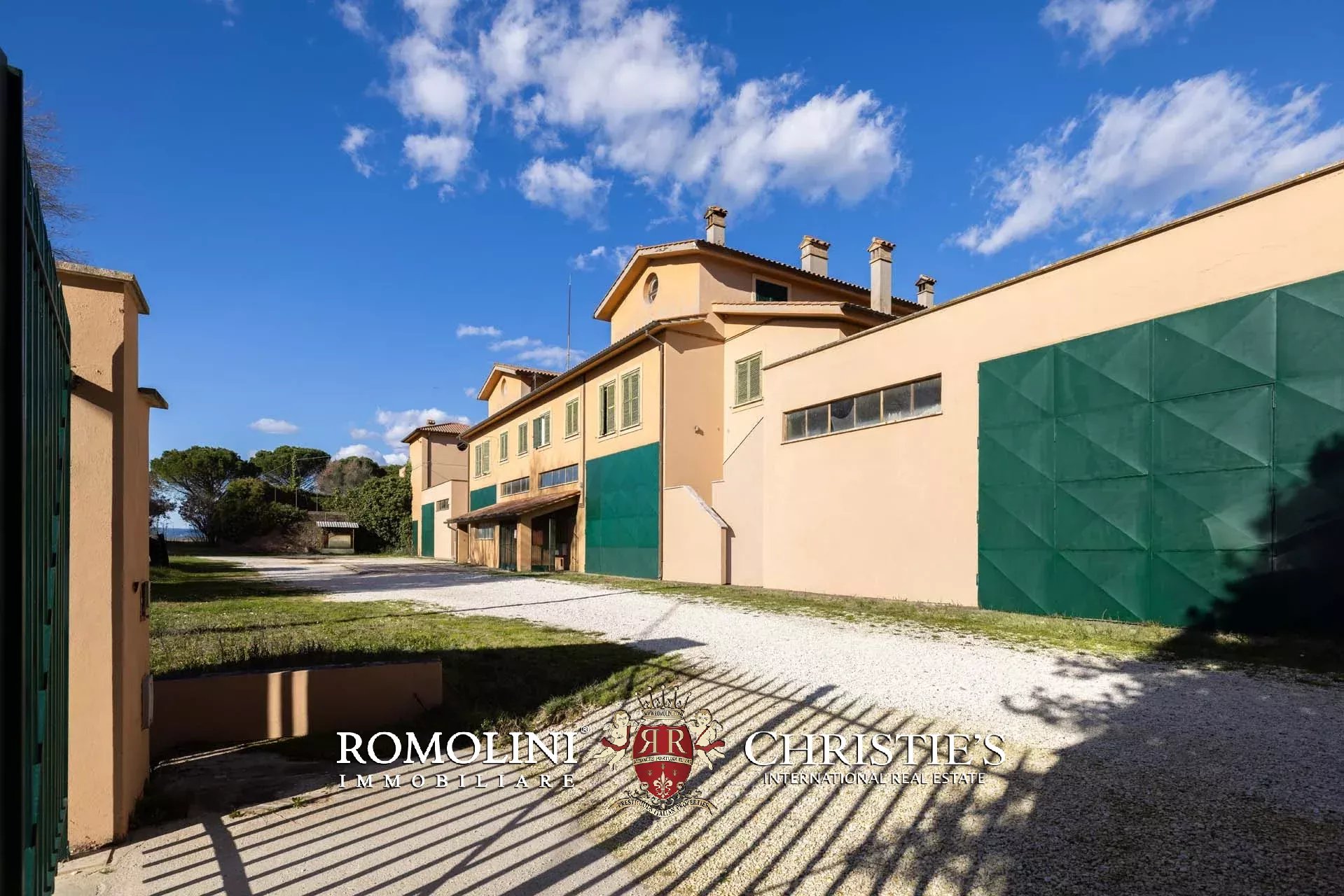 30 Bedroom Villa/Townhouse's Image 109