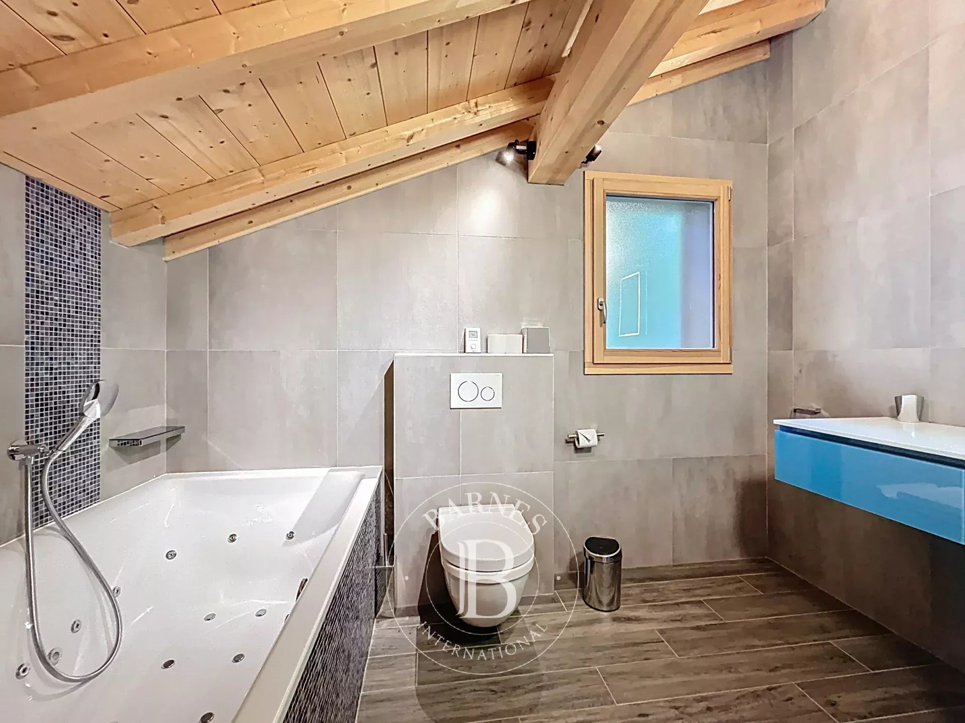 Photo of Châtel – 4-bedroom chalet with terrace and hot tub