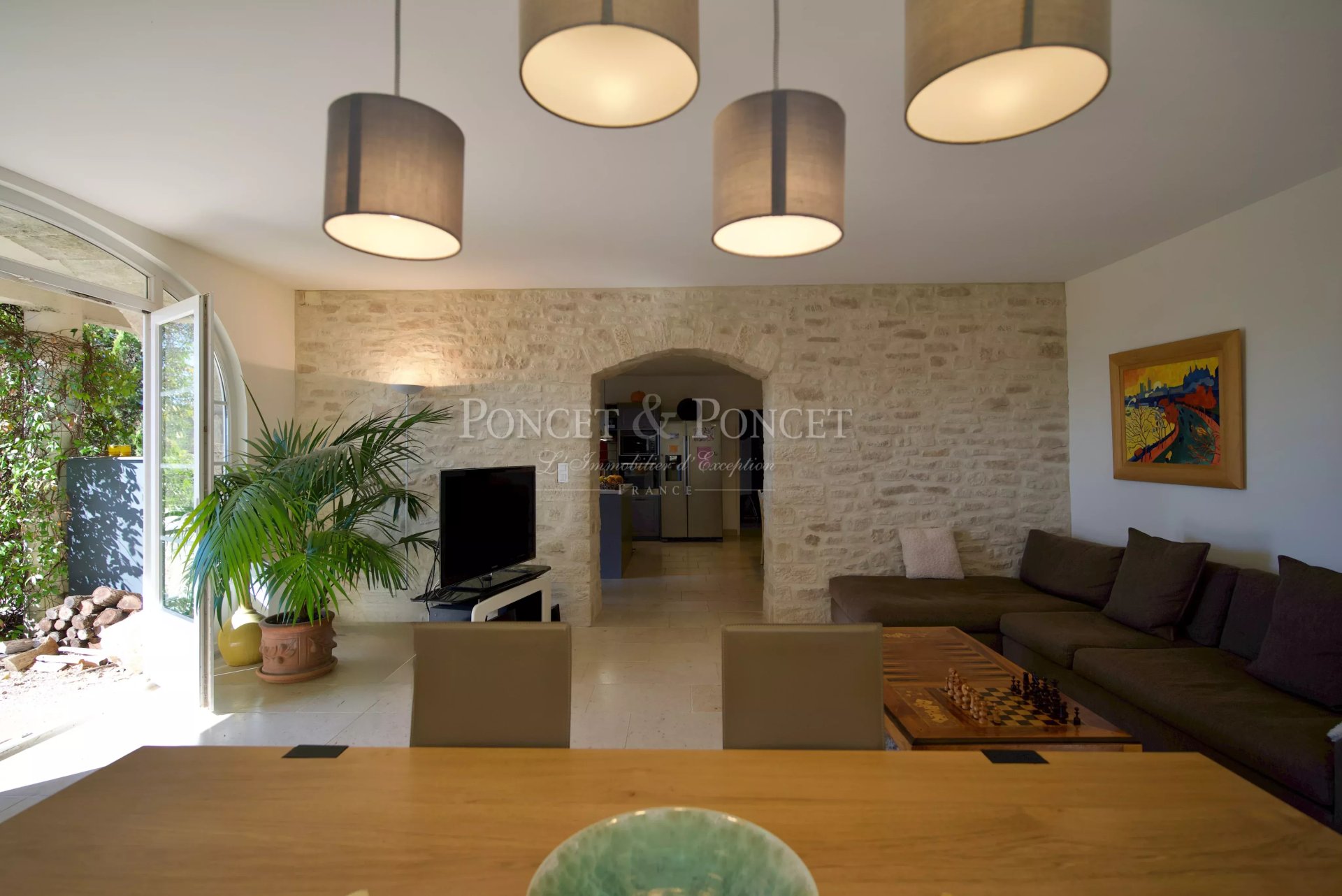 10 Bedroom Villa/Townhouse's Image 15