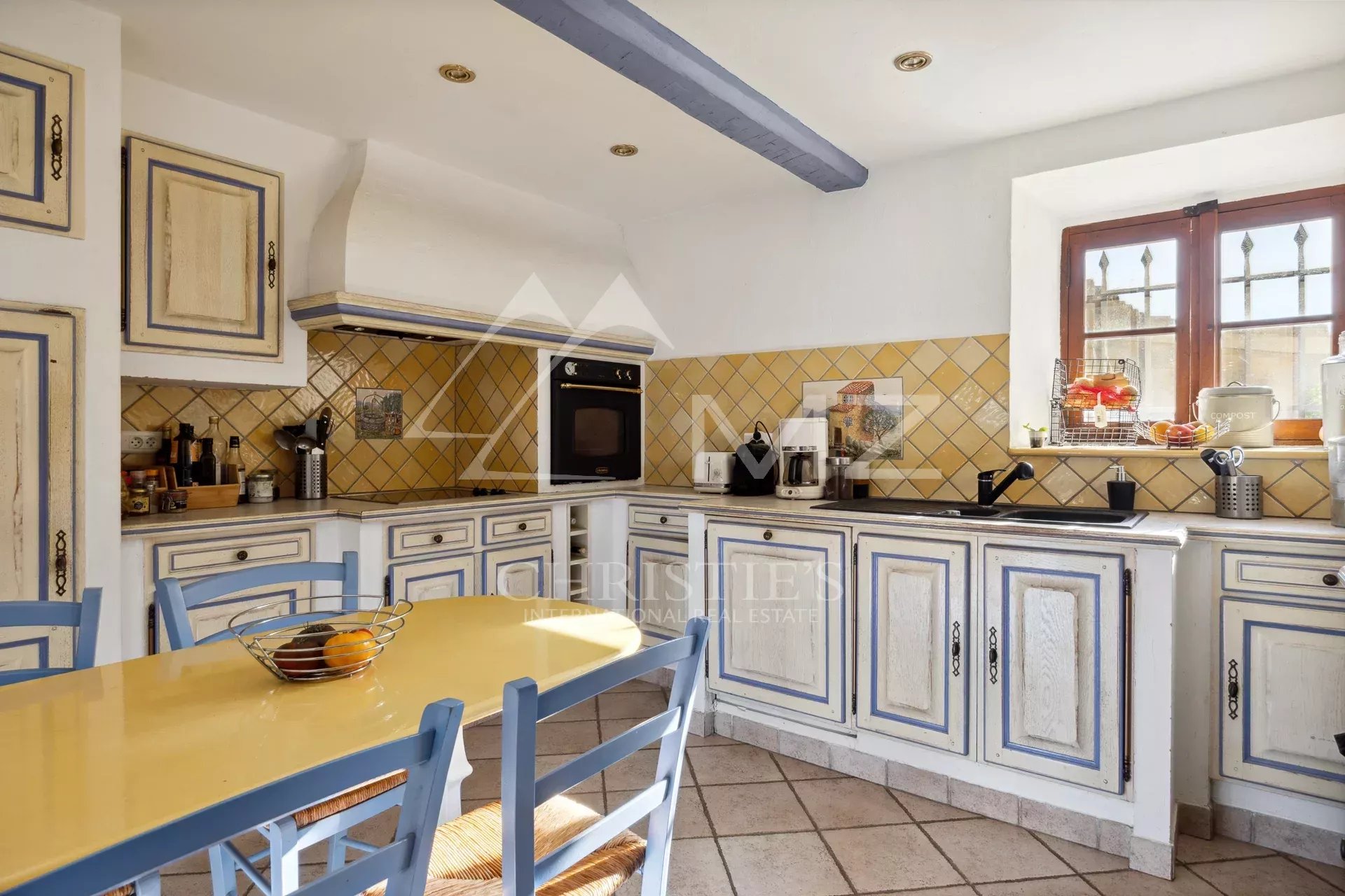 3 Bedroom Villa/Townhouse's Image 3
