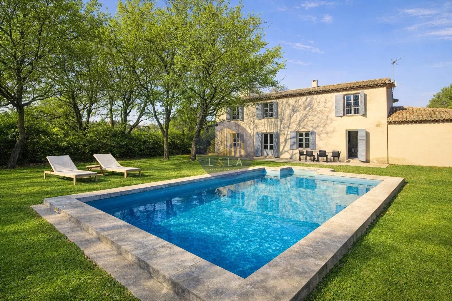 Agence immobilière de L&la International