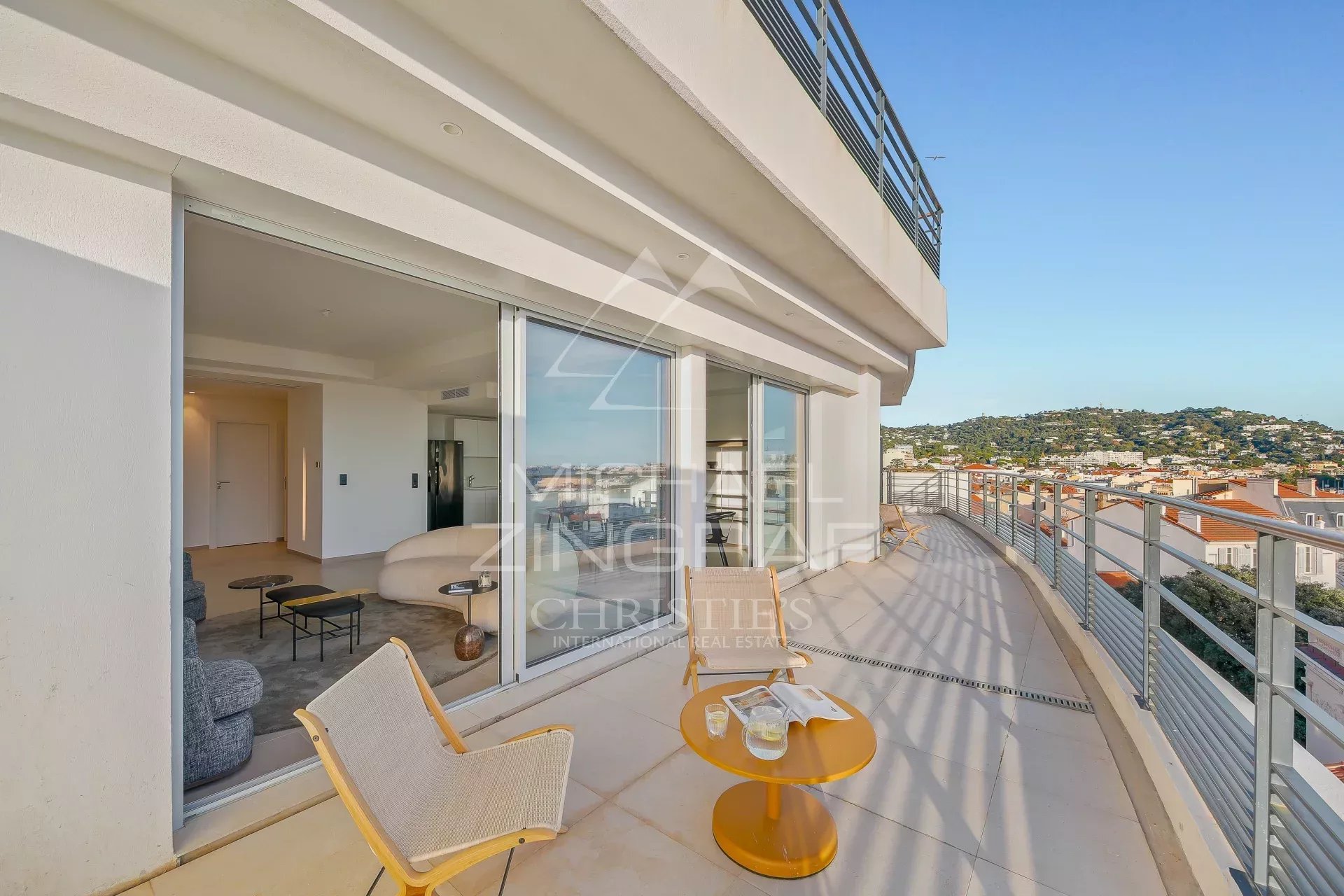2 Bedroom Villa/Townhouse's Image 7