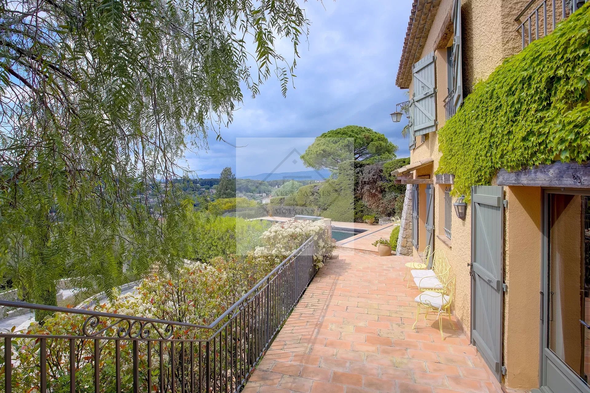 Villa  Provençale Rénovée au centre Mougins — photo 9