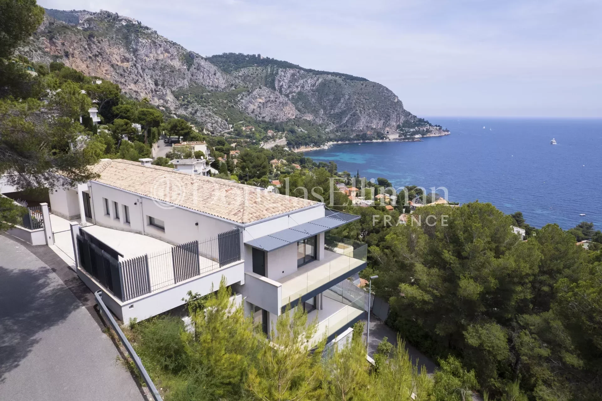 EZE-BORD-DE-MER – Élégante villa offrant une vue panoramique sur la mer - Image nᵒ3